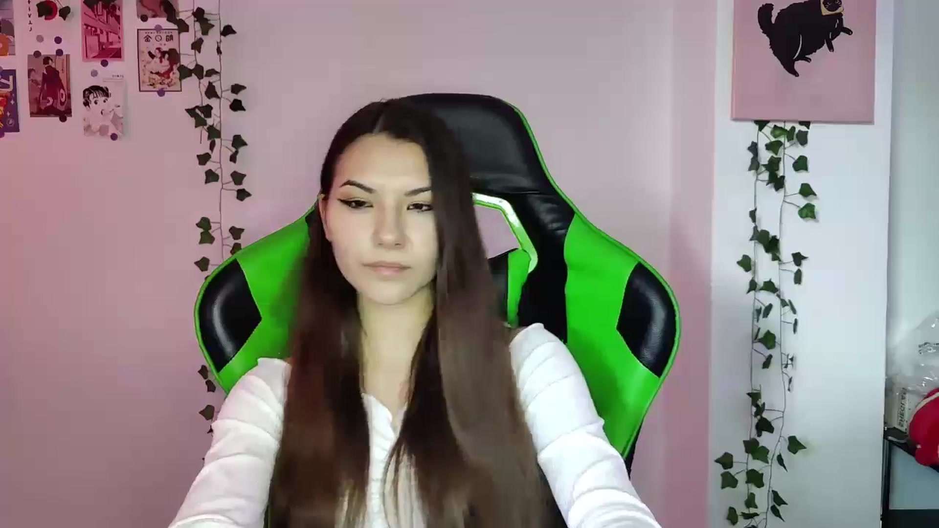 Gallery image thumbnail from AmnesiaGirl1's myfreecams stream on, 05/17/2024, 18:31 image 14 of 20