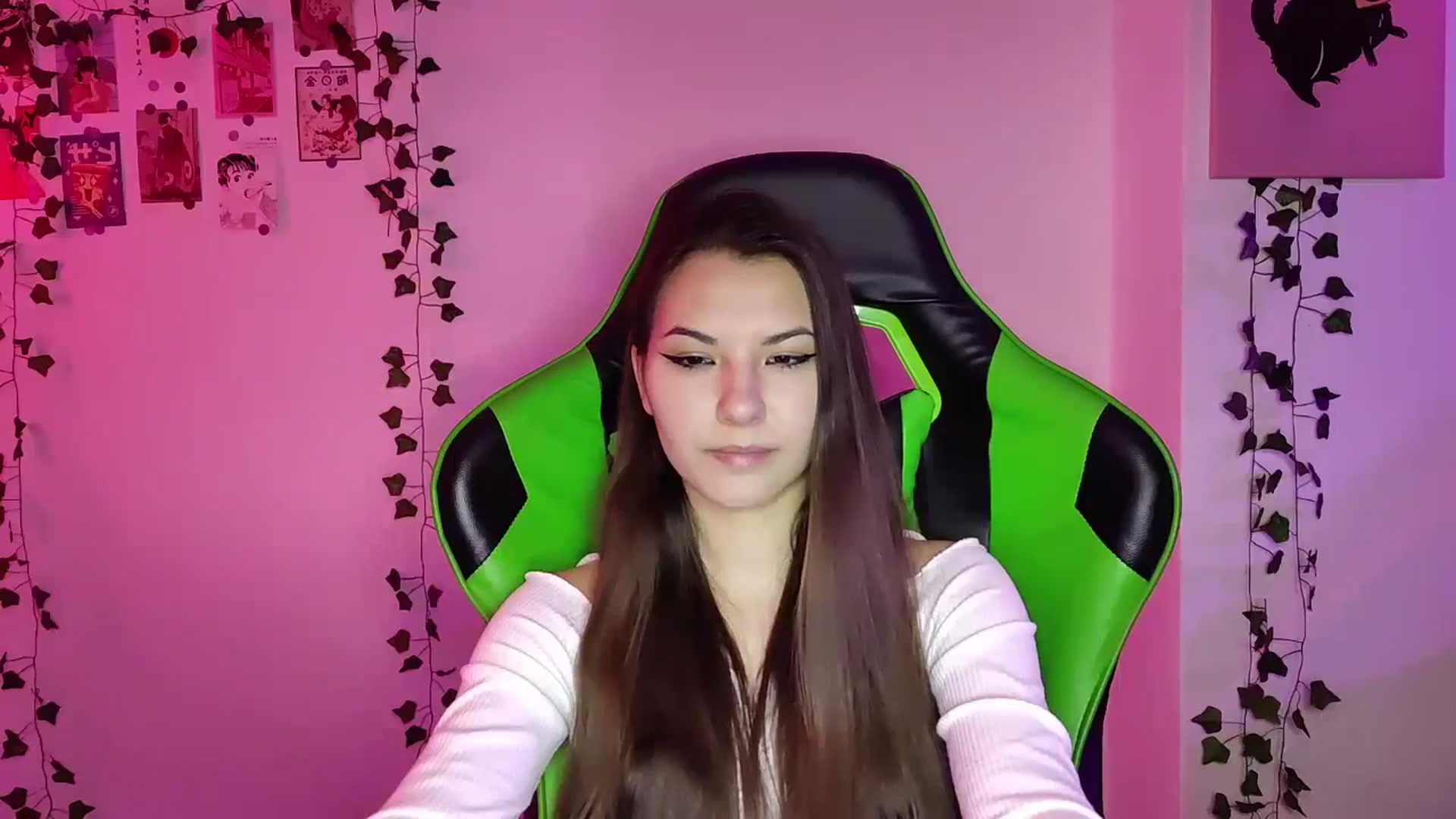 Gallery image thumbnail from AmnesiaGirl1's myfreecams stream on, 05/17/2024, 20:53 image 4 of 20