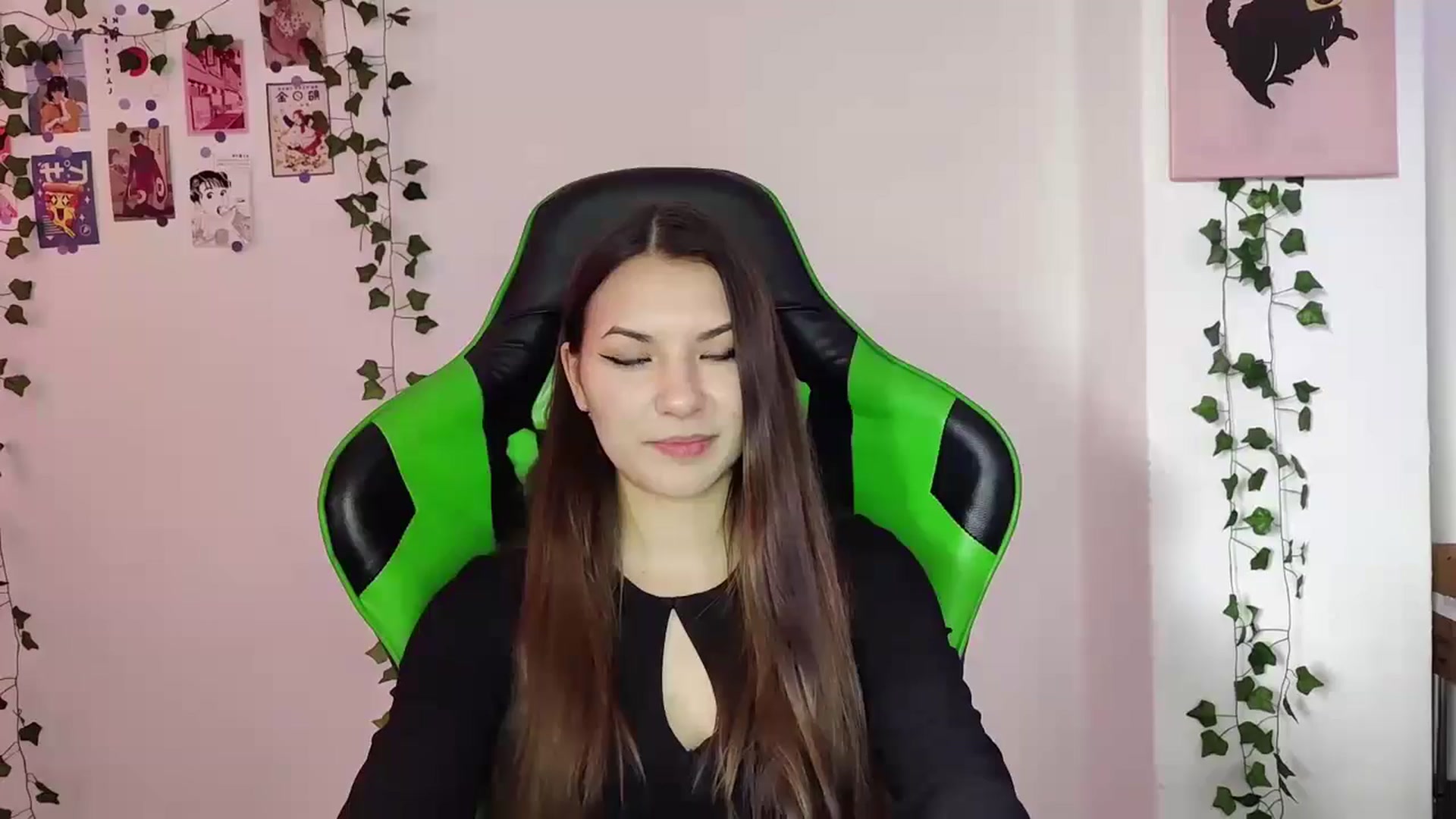 Gallery image thumbnail from AmnesiaGirl1's myfreecams stream on, 05/22/2024, 16:18 image 3 of 20
