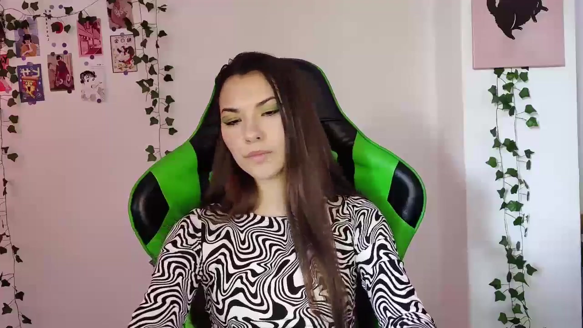 Gallery image thumbnail from AmnesiaGirl1's myfreecams stream on, 05/23/2024, 17:57 image 9 of 20