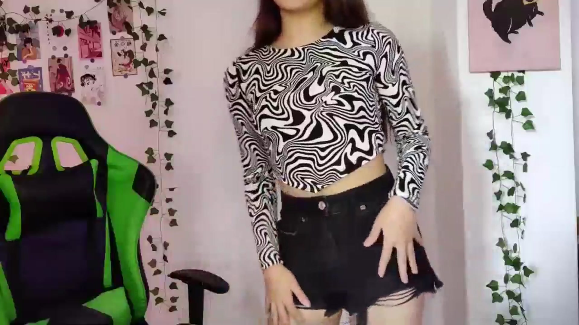 Gallery image thumbnail from AmnesiaGirl1's myfreecams stream on, 05/23/2024, 17:57 image 2 of 20