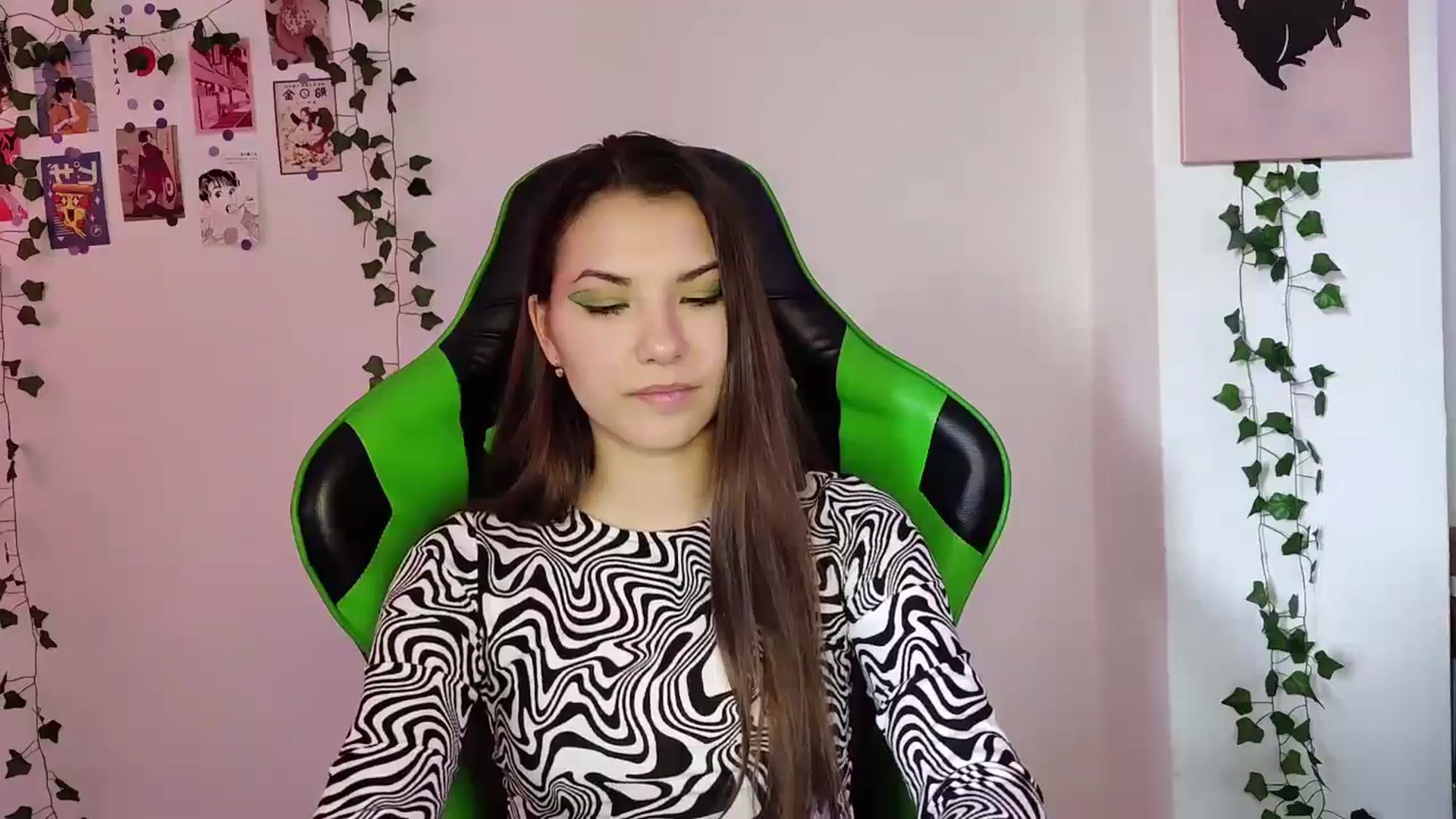 Gallery image thumbnail from AmnesiaGirl1's myfreecams stream on, 05/23/2024, 17:57 image 19 of 20