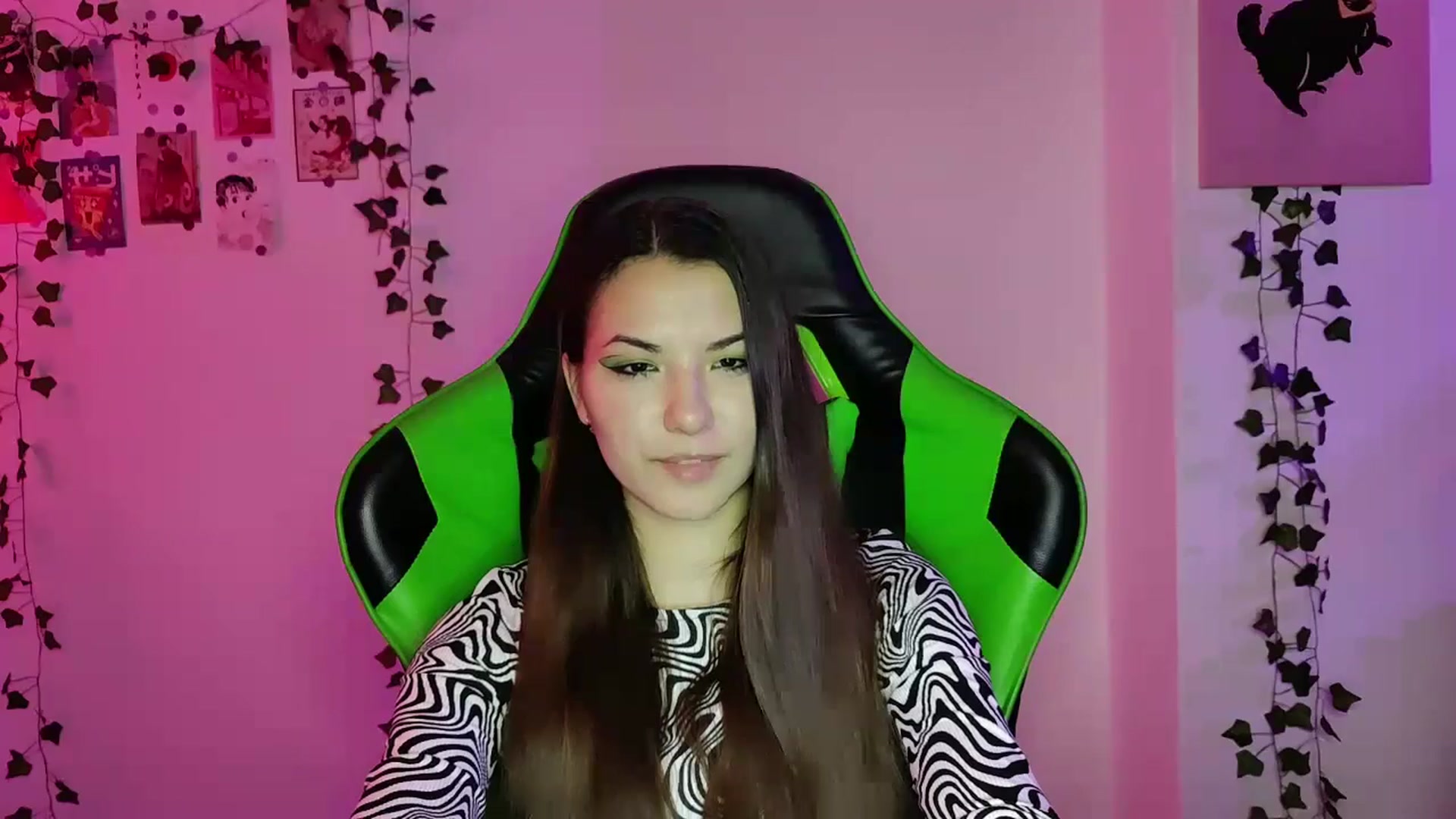 Gallery image thumbnail from AmnesiaGirl1's myfreecams stream on, 05/23/2024, 23:42 image 18 of 20