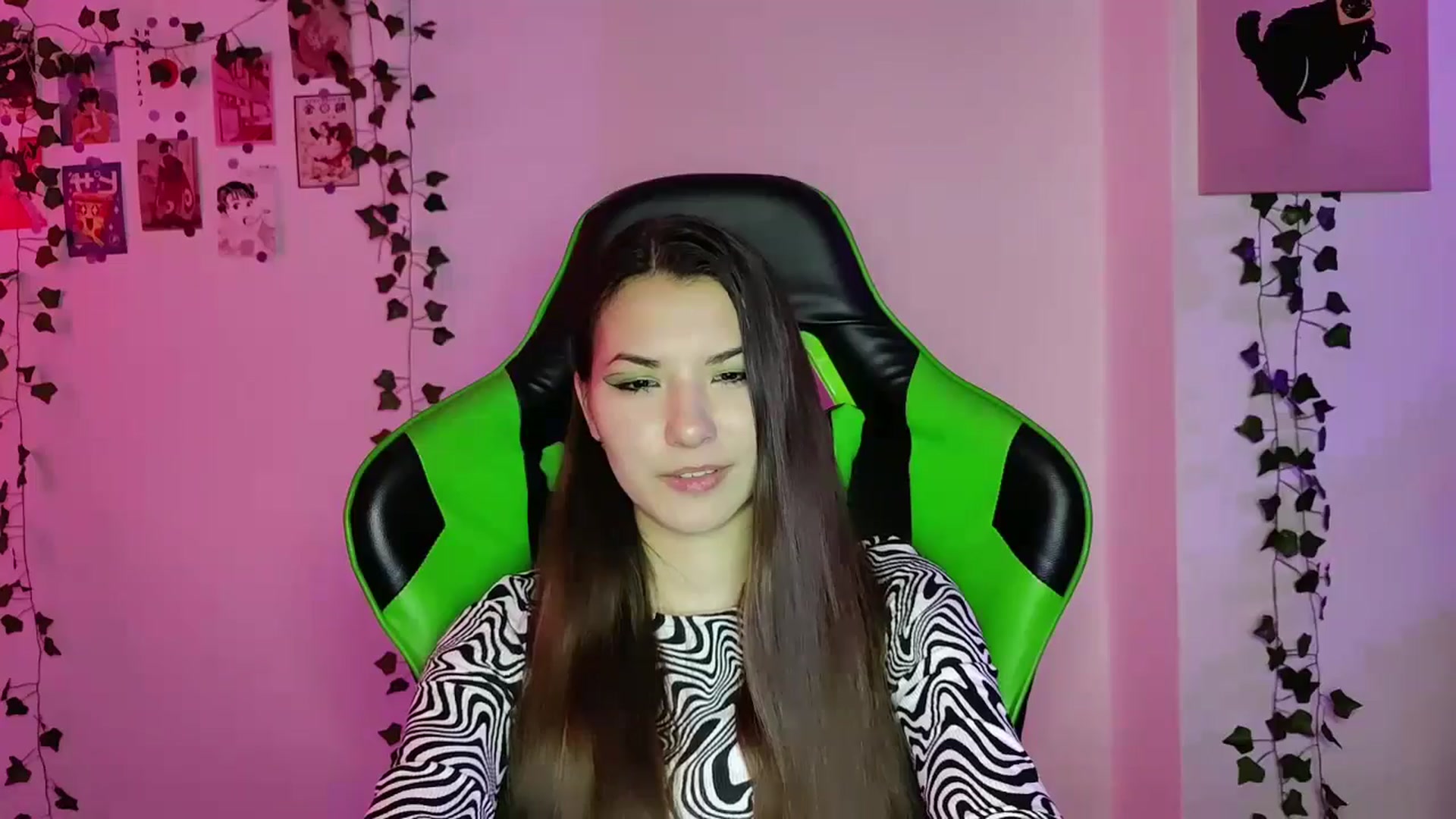 Gallery image thumbnail from AmnesiaGirl1's myfreecams stream on, 05/23/2024, 23:42 image 2 of 20