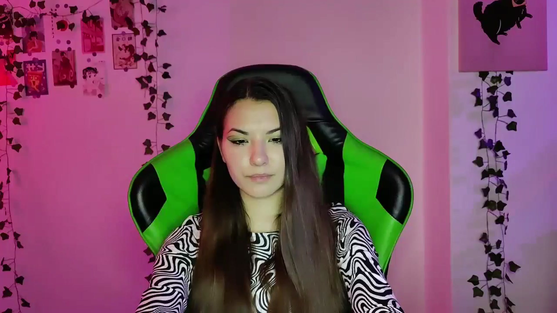 Gallery image thumbnail from AmnesiaGirl1's myfreecams stream on, 05/23/2024, 23:42 image 16 of 20