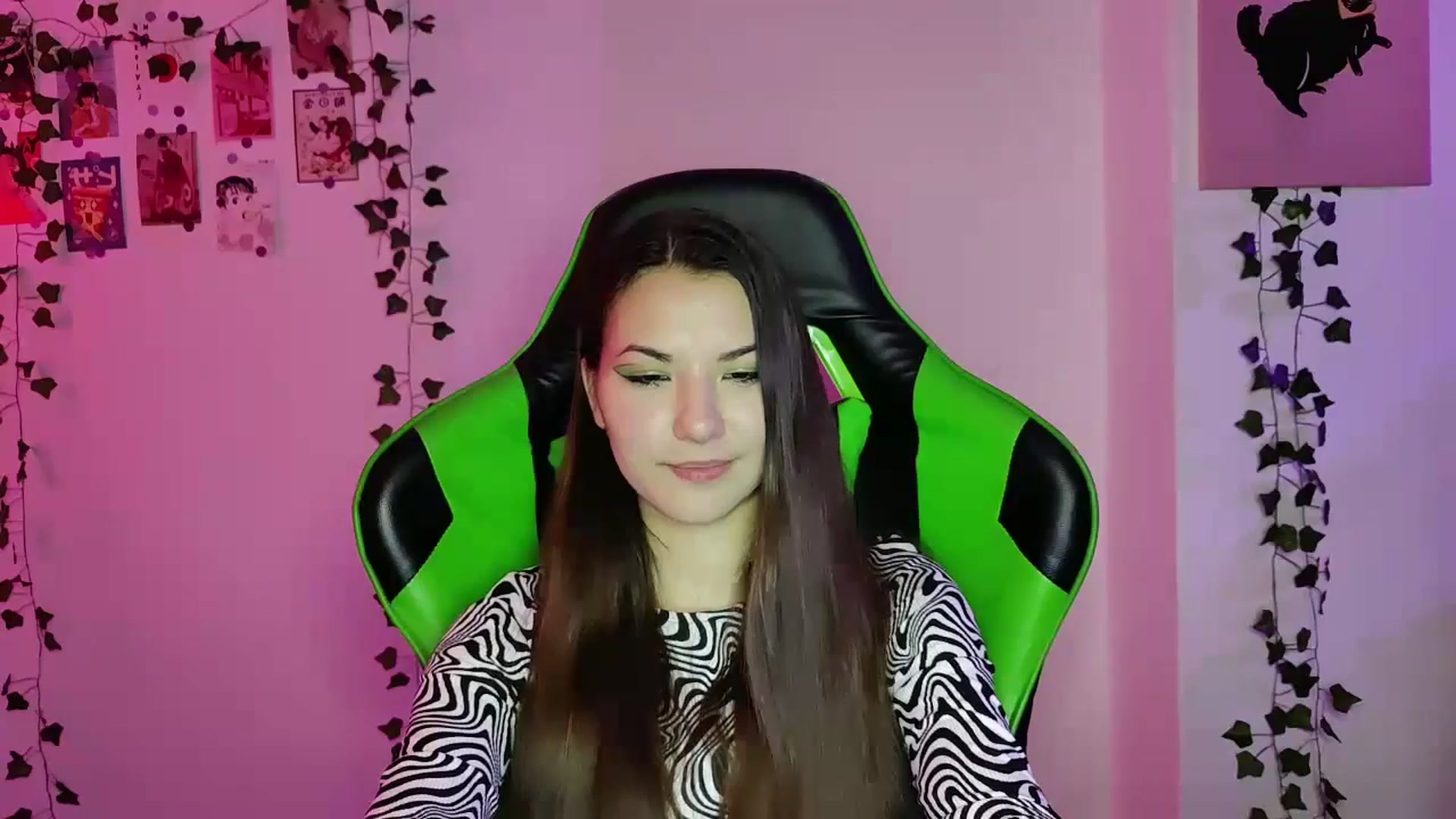 Gallery image thumbnail from AmnesiaGirl1's myfreecams stream on, 05/23/2024, 23:42 image 14 of 20