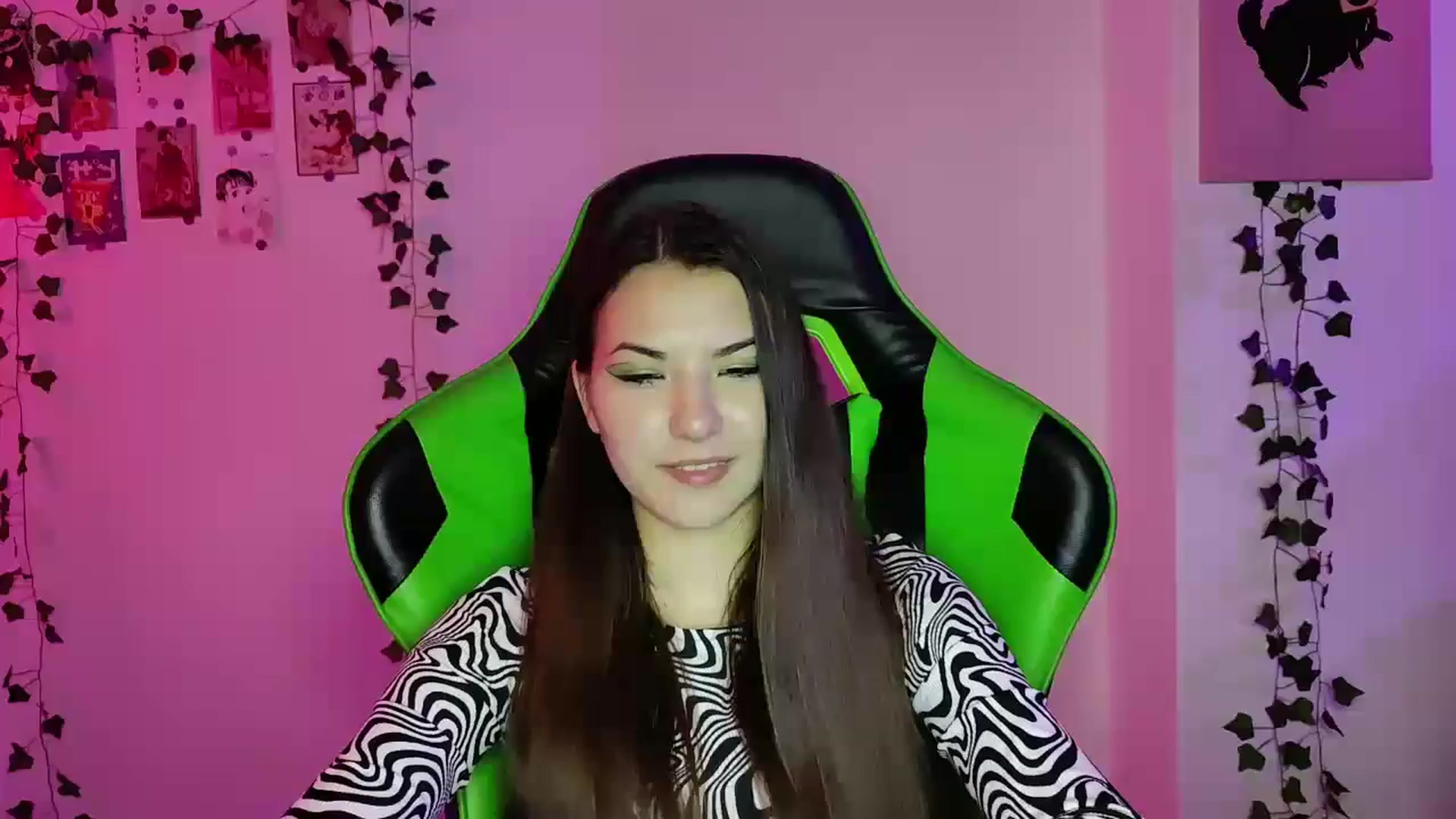 Gallery image thumbnail from AmnesiaGirl1's myfreecams stream on, 05/24/2024, 01:00 image 13 of 20