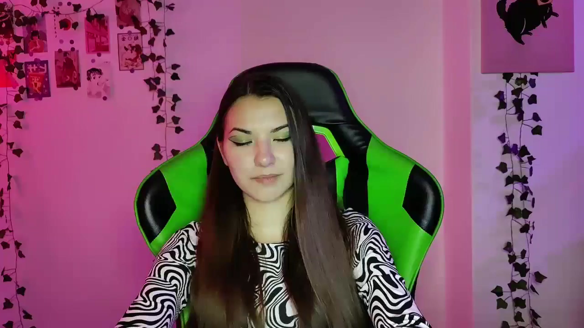 Gallery image thumbnail from AmnesiaGirl1's myfreecams stream on, 05/24/2024, 01:00 image 1 of 20