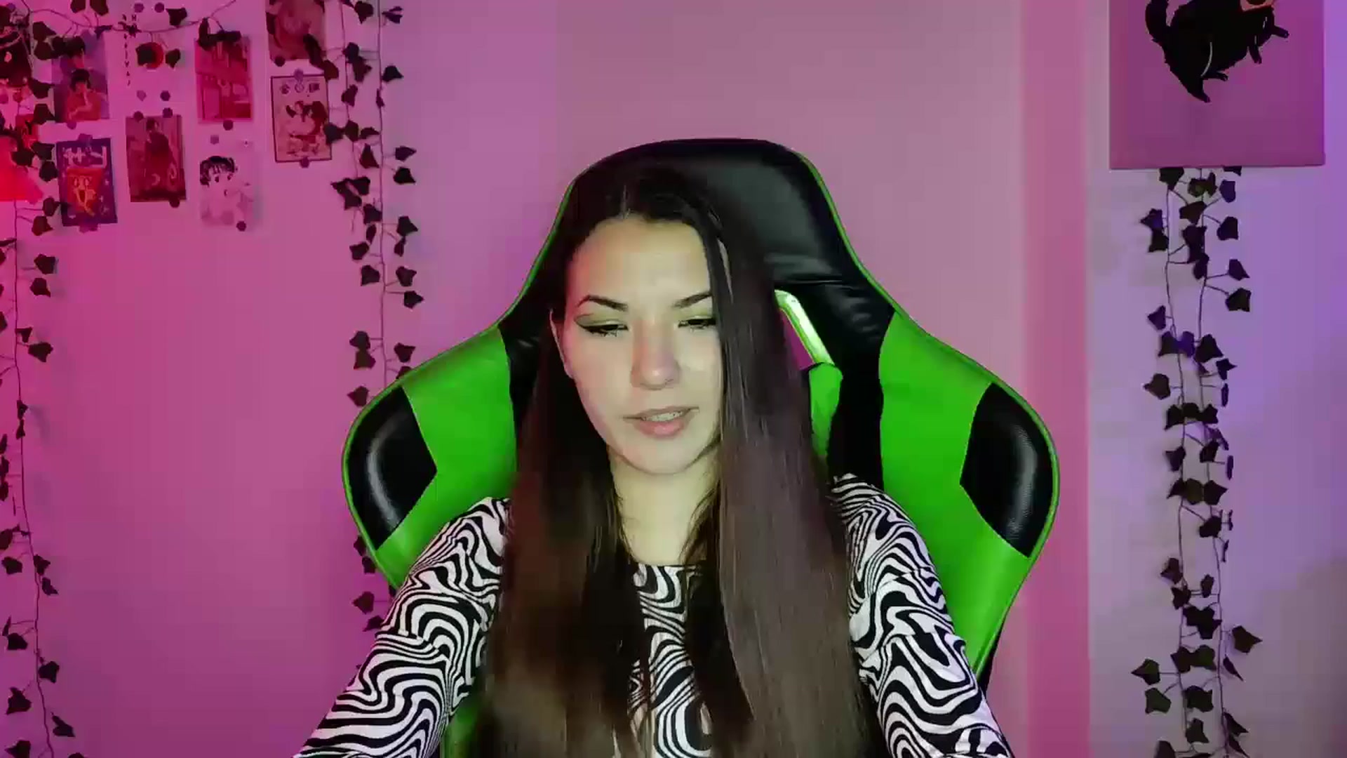 Gallery image thumbnail from AmnesiaGirl1's myfreecams stream on, 05/24/2024, 01:00 image 19 of 20