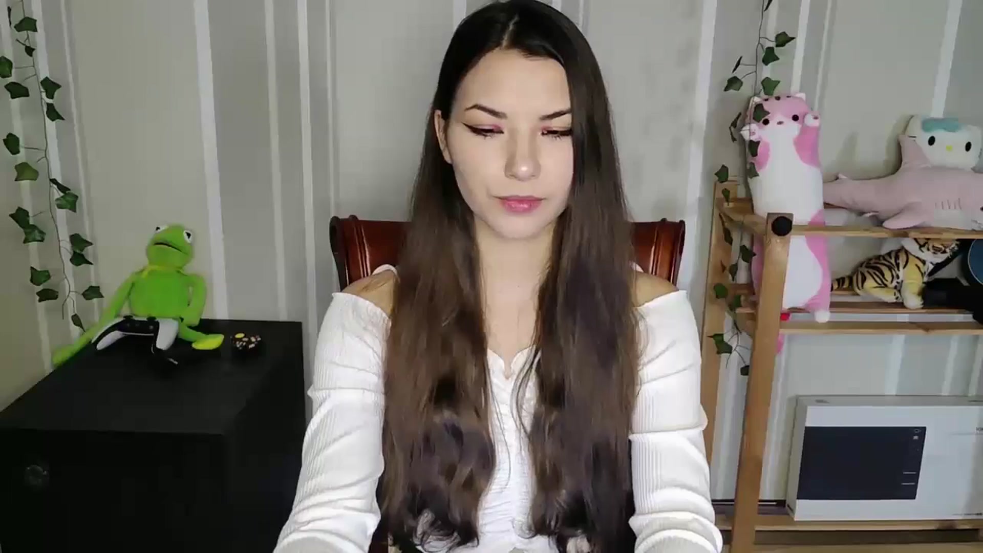 Gallery image thumbnail from AmnesiaGirl1's myfreecams stream on, 06/16/2024, 17:12 image 18 of 20