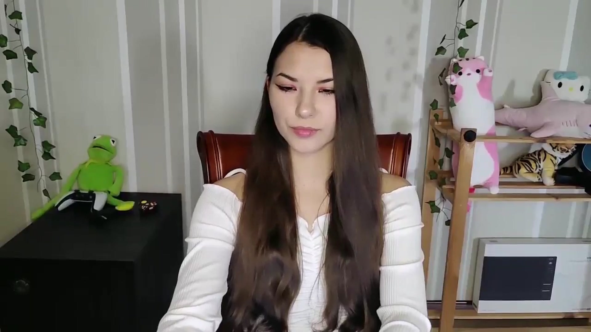 Gallery image thumbnail from AmnesiaGirl1's myfreecams stream on, 06/16/2024, 17:12 image 6 of 20