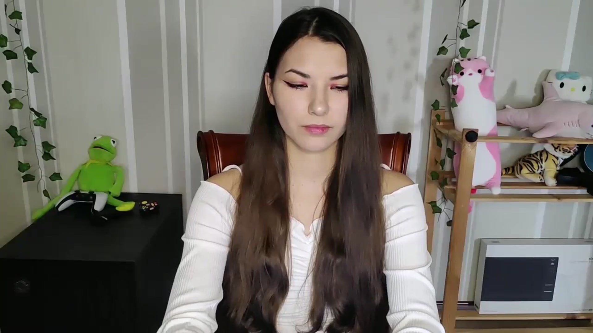 Gallery image thumbnail from AmnesiaGirl1's myfreecams stream on, 06/16/2024, 17:12 image 10 of 20