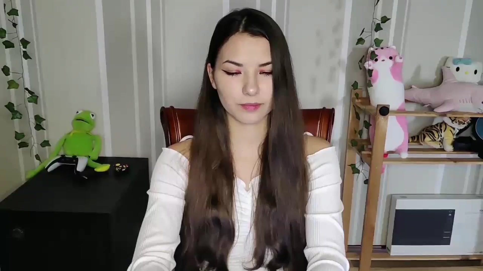 Gallery image thumbnail from AmnesiaGirl1's myfreecams stream on, 06/16/2024, 17:12 image 13 of 20