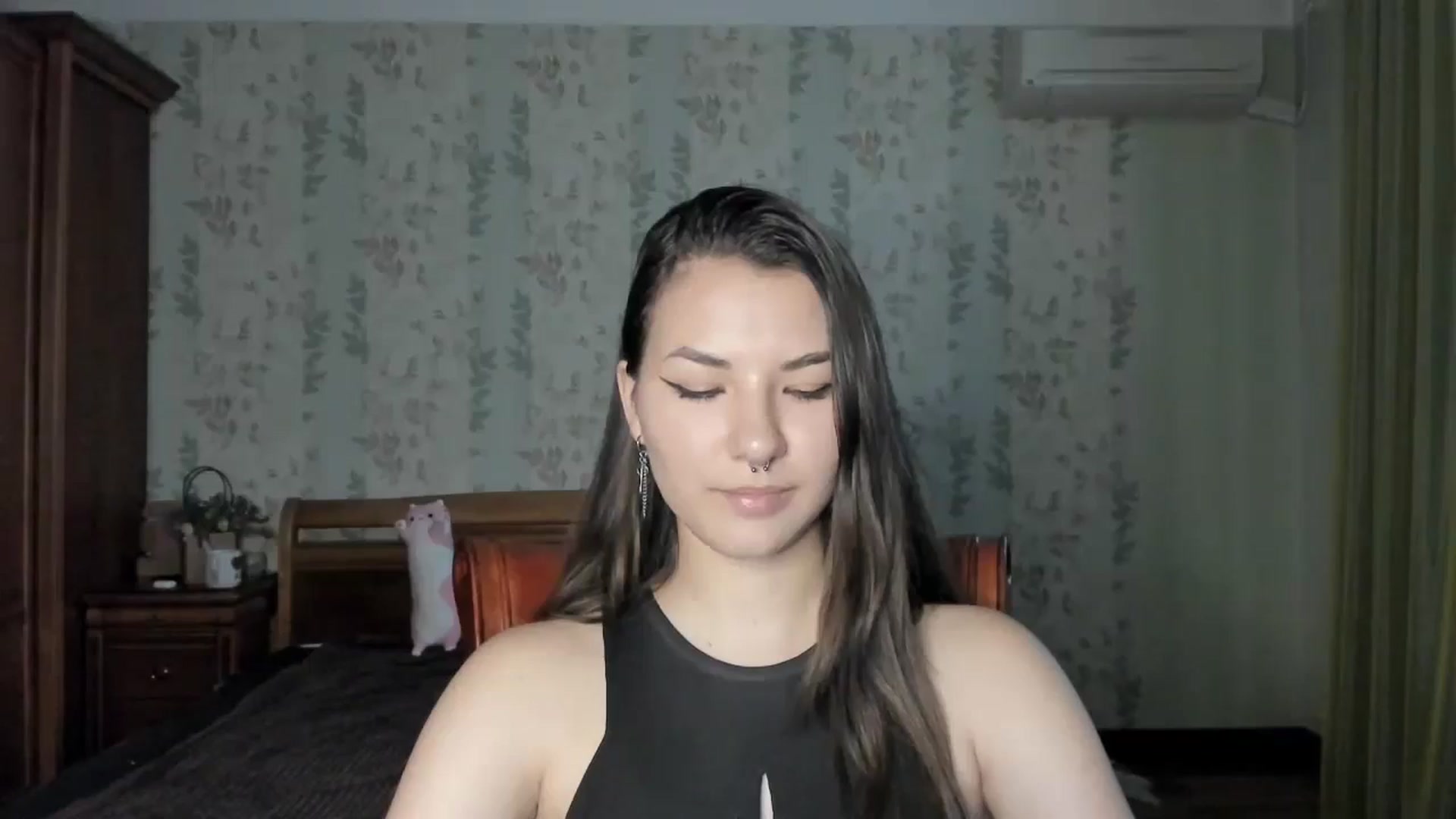 Gallery image thumbnail from AmnesiaGirl1's myfreecams stream on, 07/15/2024, 18:14 image 15 of 20