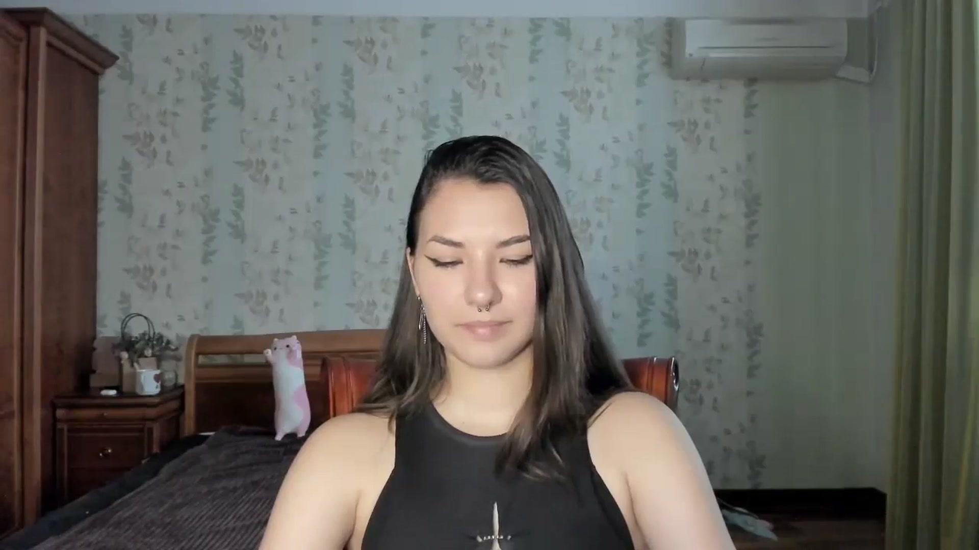 Gallery image thumbnail from AmnesiaGirl1's myfreecams stream on, 07/15/2024, 18:14 image 6 of 20