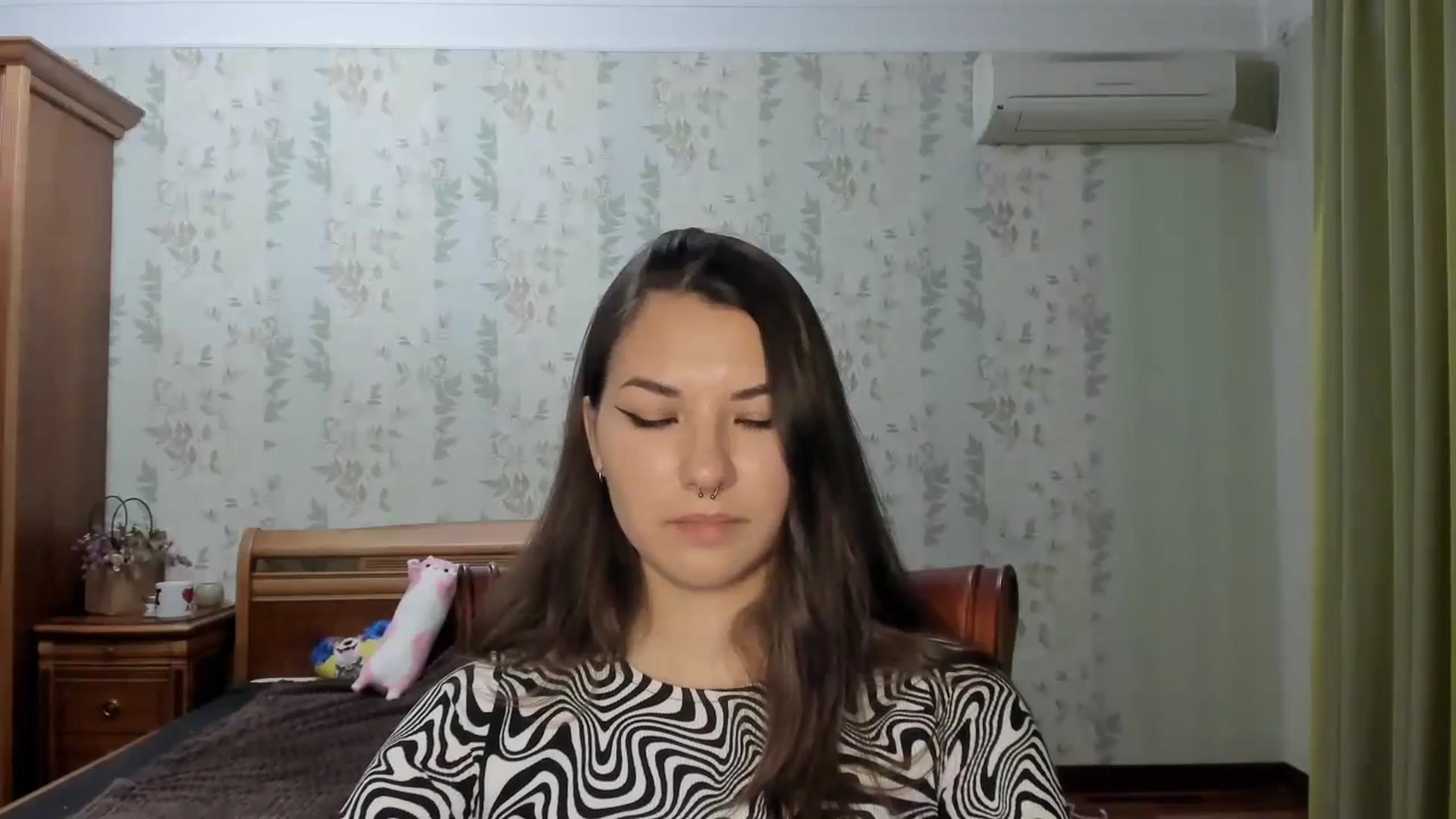 Gallery image thumbnail from AmnesiaGirl1's myfreecams stream on, 07/18/2024, 20:33 image 20 of 20