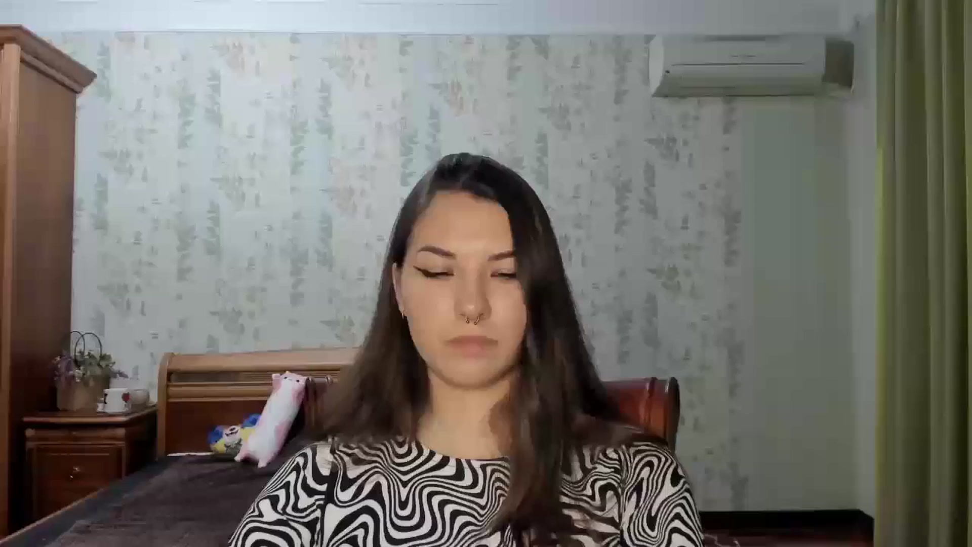 Gallery image thumbnail from AmnesiaGirl1's myfreecams stream on, 07/18/2024, 20:33 image 19 of 20