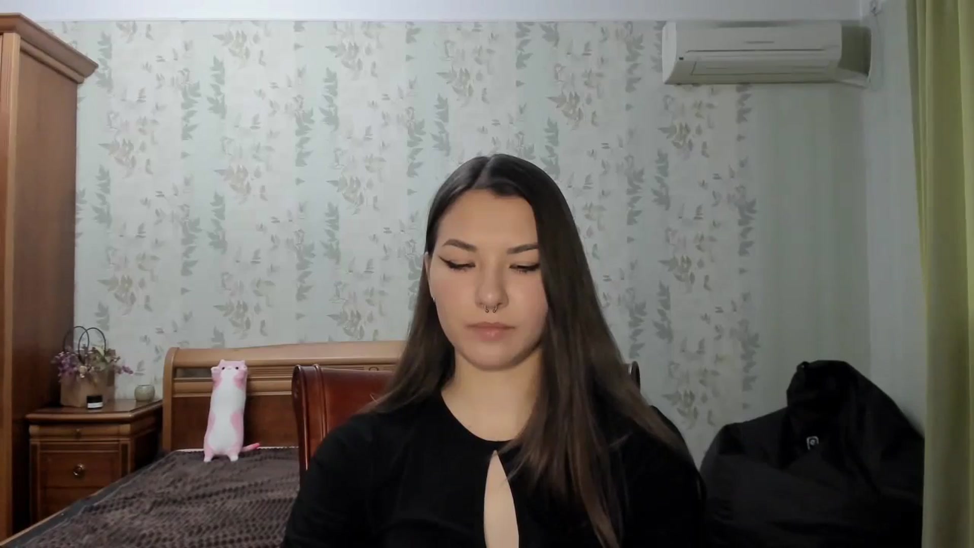 Gallery image thumbnail from AmnesiaGirl1's myfreecams stream on, 07/21/2024, 17:44 image 8 of 20