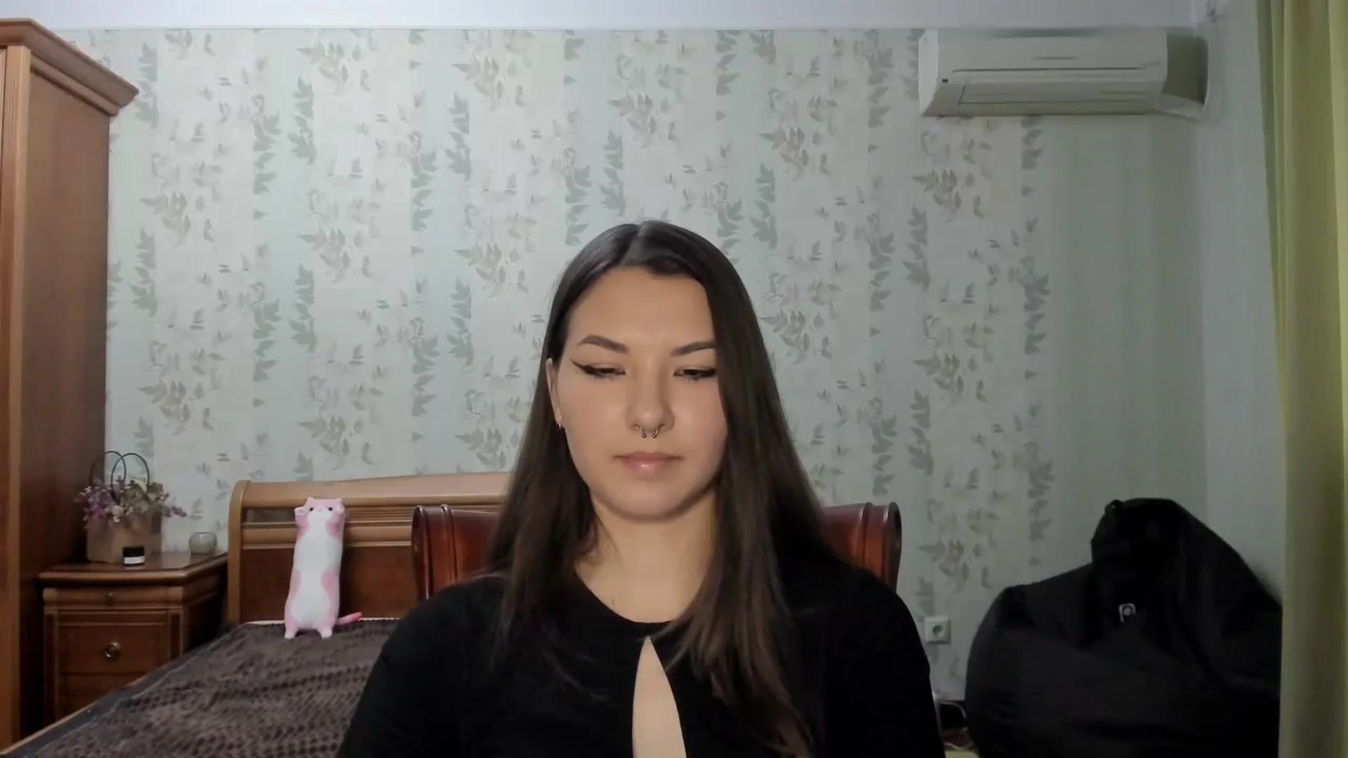 Gallery image thumbnail from AmnesiaGirl1's myfreecams stream on, 07/21/2024, 17:44 image 2 of 20