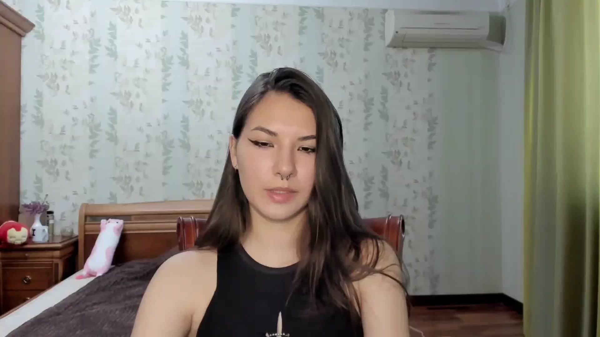 Gallery image thumbnail from AmnesiaGirl1's myfreecams stream on, 07/31/2024, 16:15 image 12 of 20