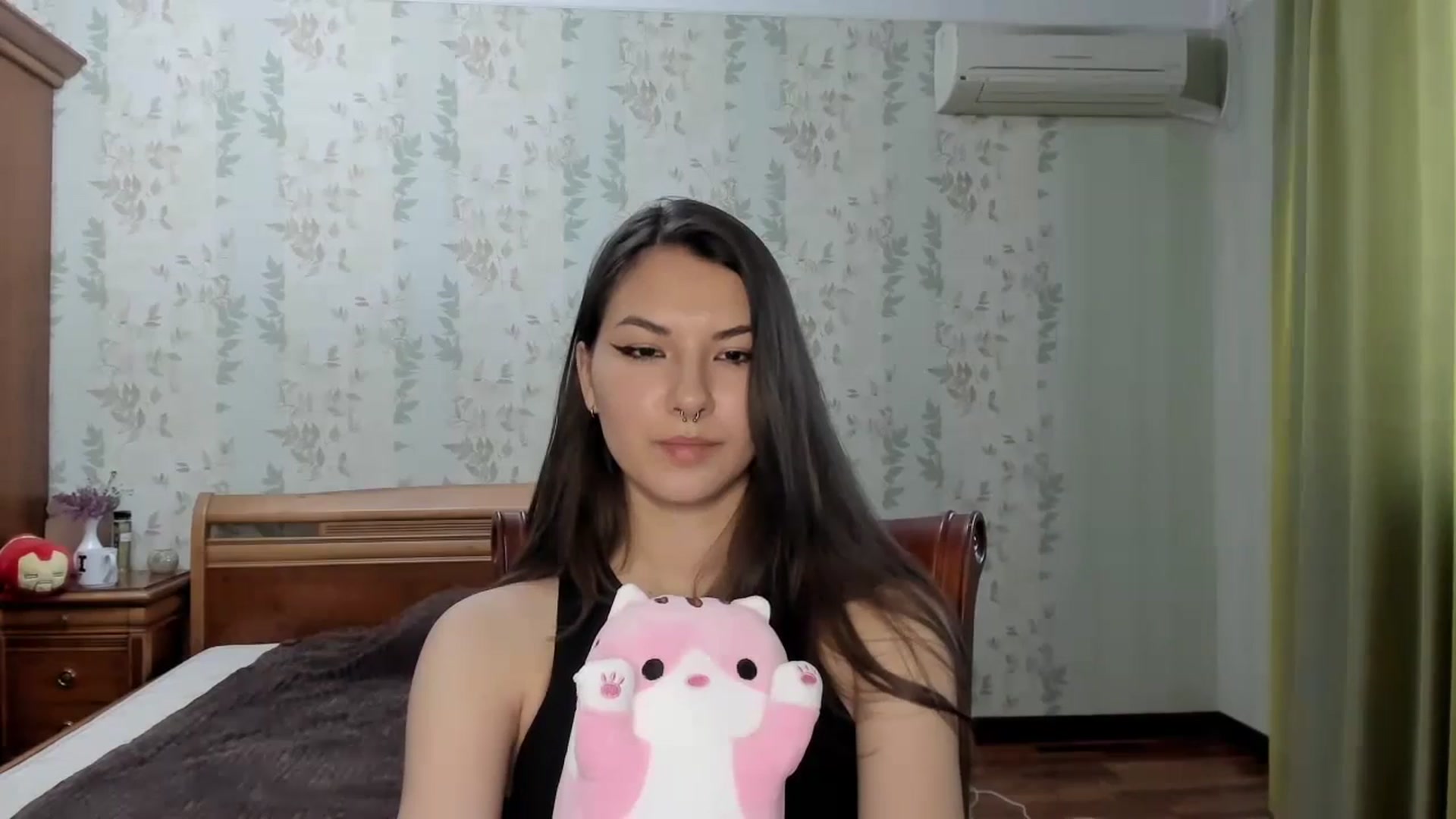 Gallery image thumbnail from AmnesiaGirl1's myfreecams stream on, 07/31/2024, 16:15 image 17 of 20