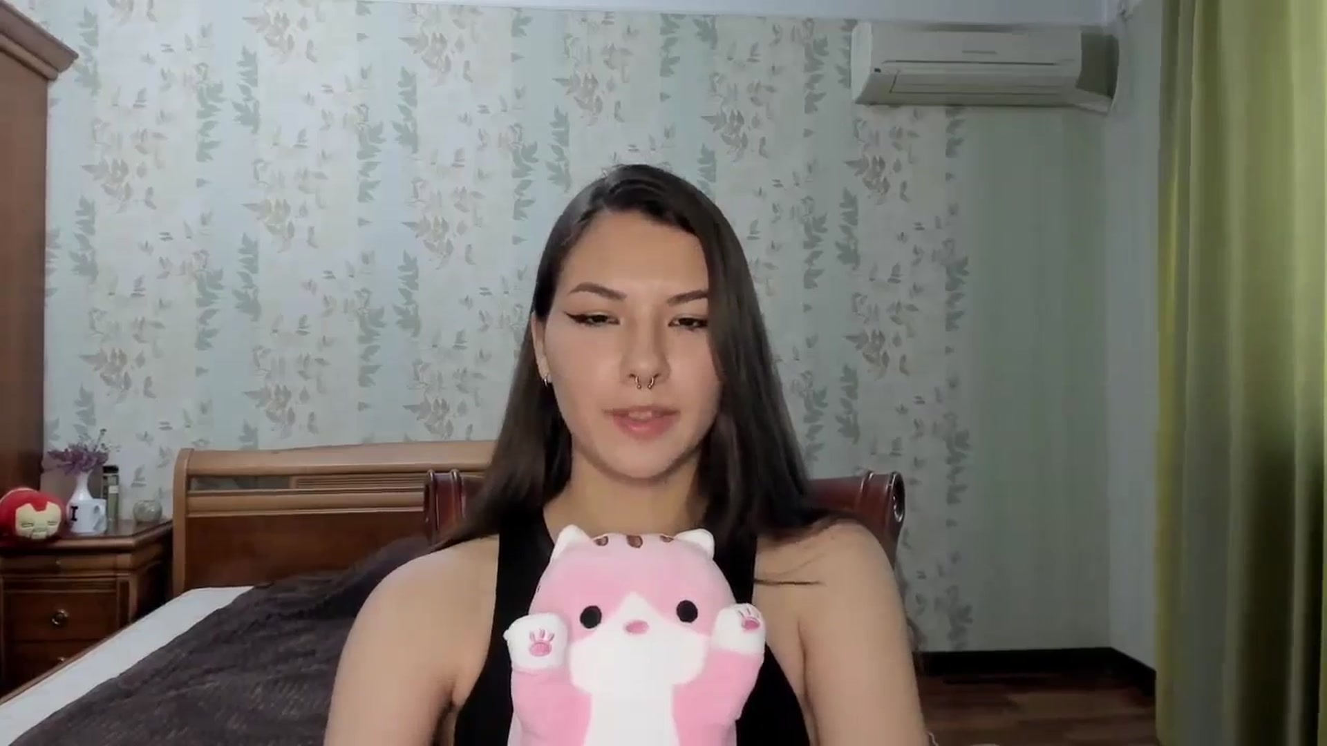 Gallery image thumbnail from AmnesiaGirl1's myfreecams stream on, 07/31/2024, 16:15 image 13 of 20