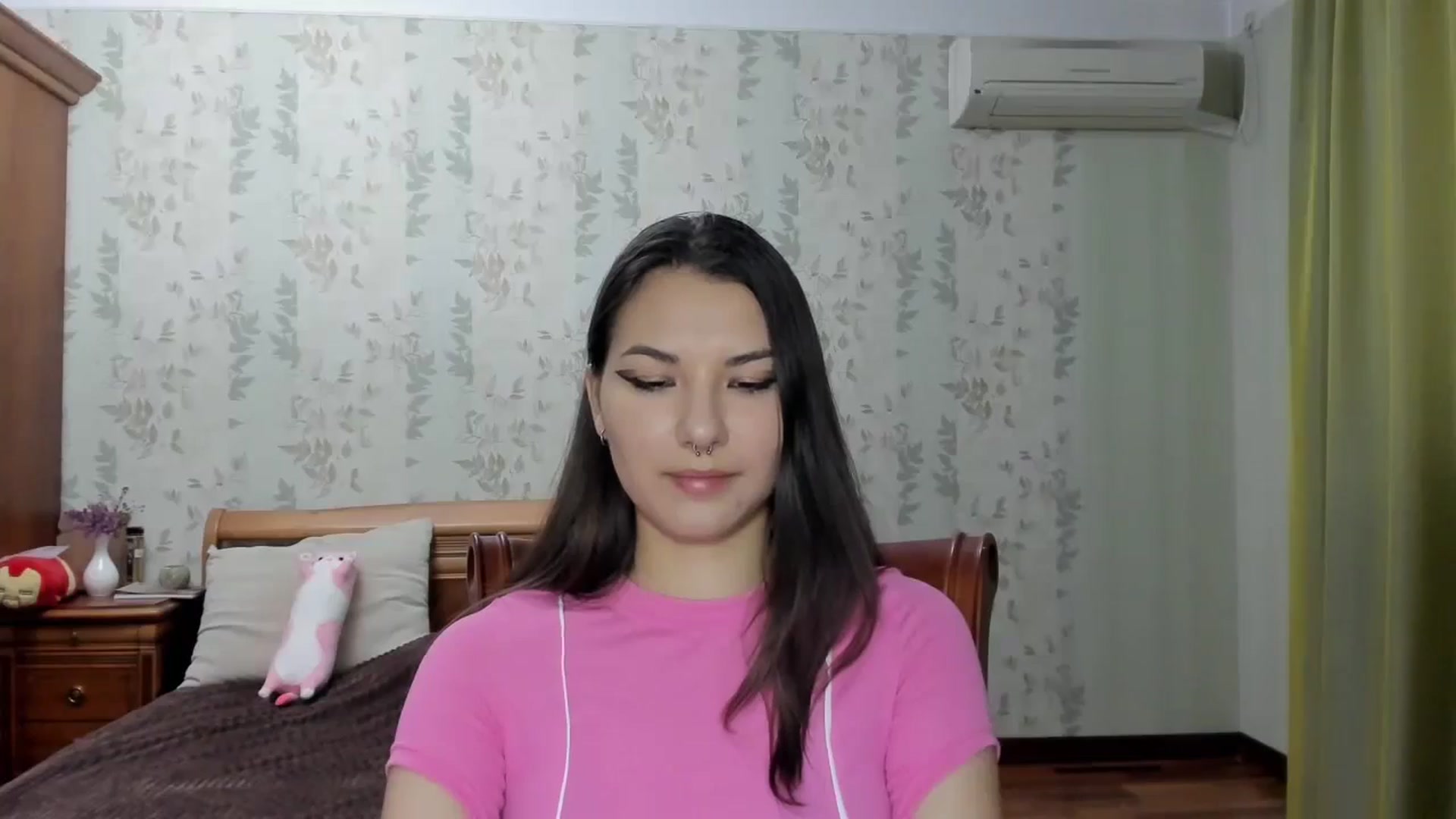 Gallery image thumbnail from AmnesiaGirl1's myfreecams stream on, 08/01/2024, 18:59 image 7 of 20