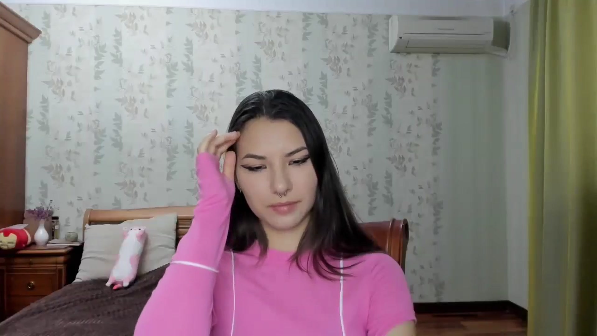 Gallery image thumbnail from AmnesiaGirl1's myfreecams stream on, 08/01/2024, 18:59 image 4 of 20