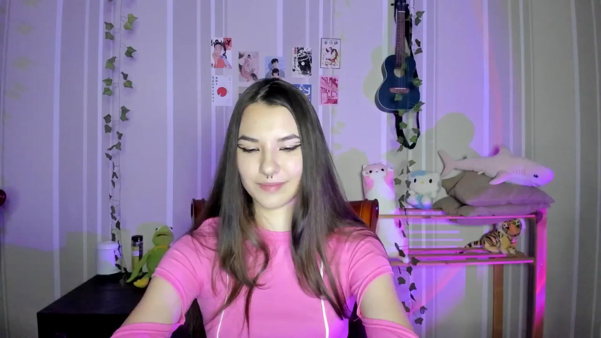Gallery image thumbnail from AmnesiaGirl1's myfreecams stream on, 09/28/2024, 02:10 image 15 of 20