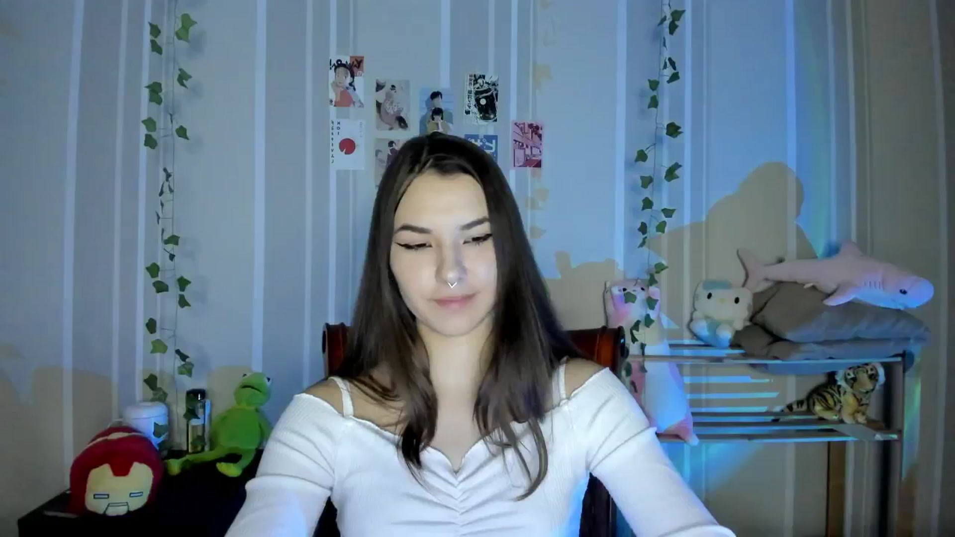 Gallery image thumbnail from AmnesiaGirl1's myfreecams stream on, 10/17/2024, 24:15 image 17 of 20