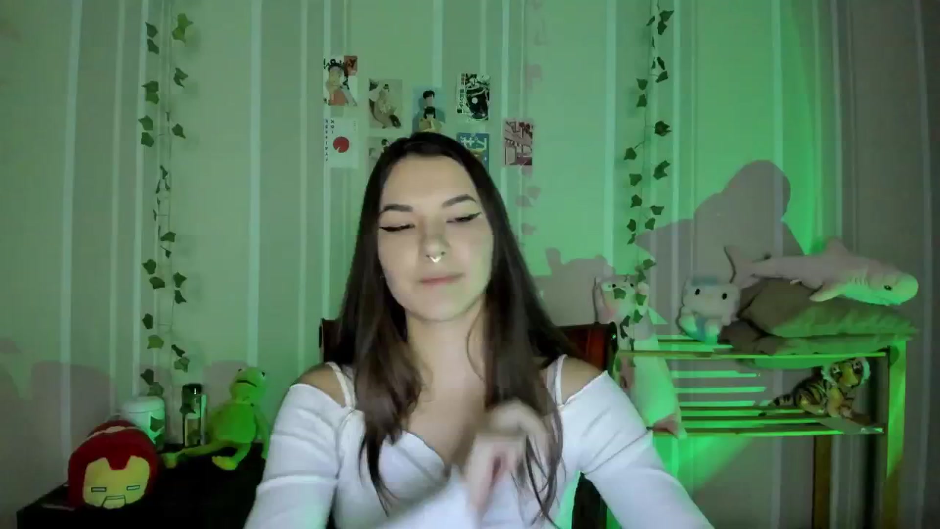 Gallery image thumbnail from AmnesiaGirl1's myfreecams stream on, 10/17/2024, 24:15 image 19 of 20