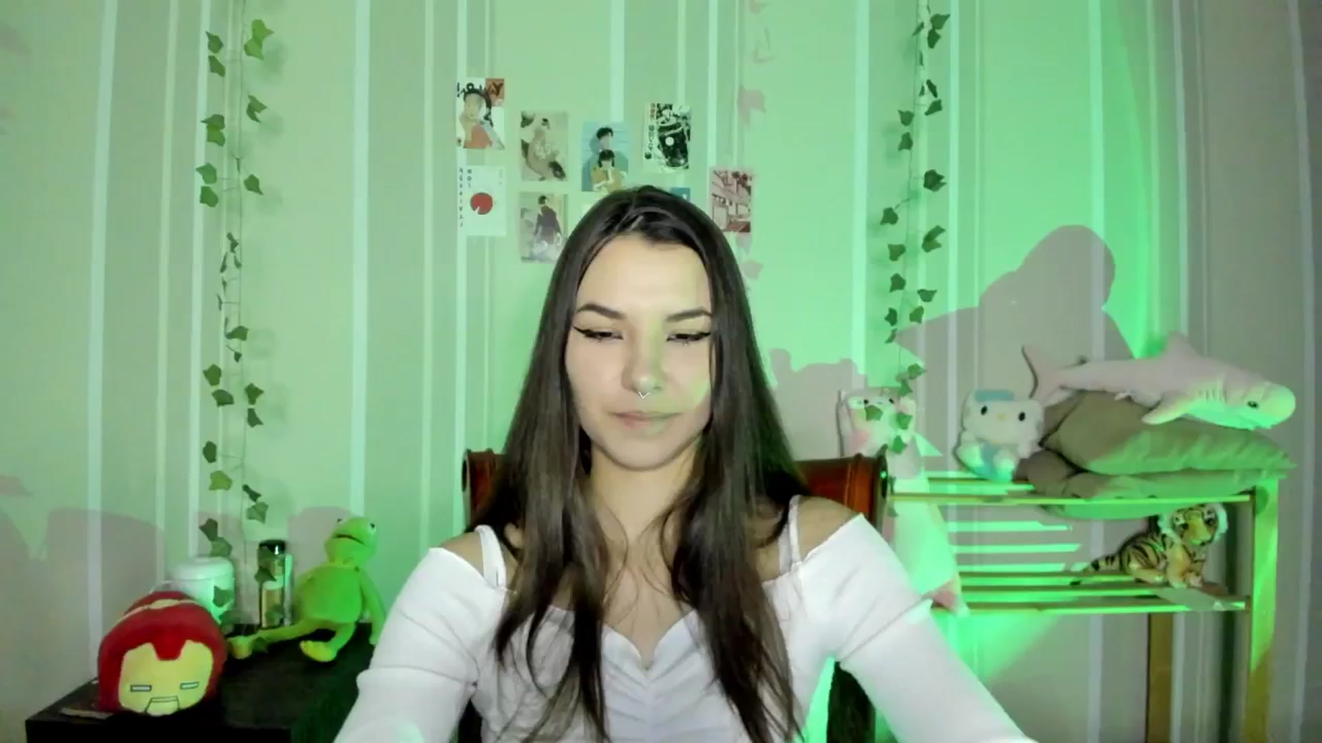 Gallery image thumbnail from AmnesiaGirl1's myfreecams stream on, 10/17/2024, 24:15 image 9 of 20