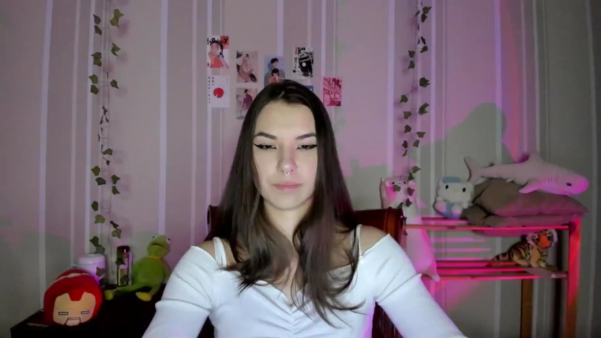 Gallery image thumbnail from AmnesiaGirl1's myfreecams stream on, 10/17/2024, 24:15 image 4 of 20