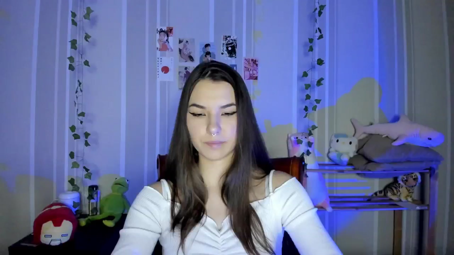 Gallery image thumbnail from AmnesiaGirl1's myfreecams stream on, 10/17/2024, 24:15 image 6 of 20