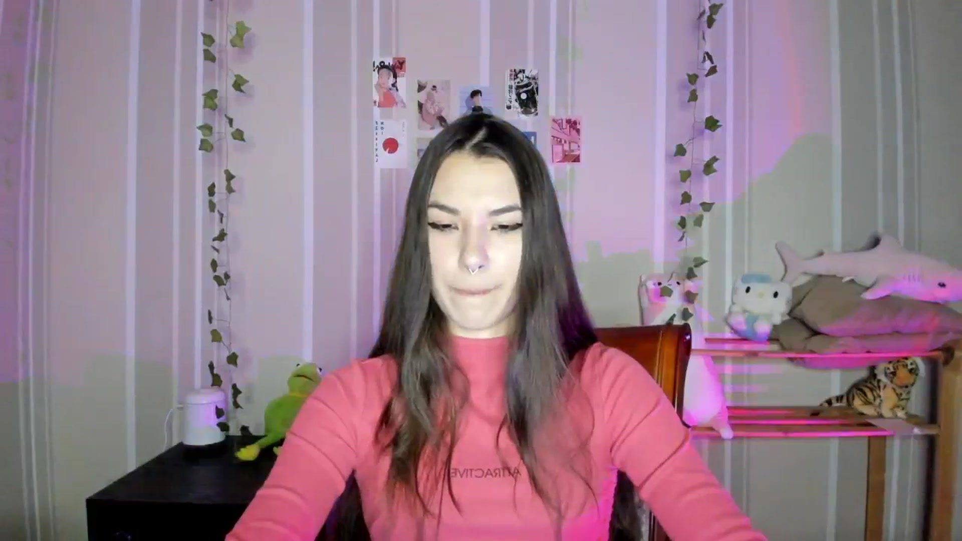 Gallery image thumbnail from AmnesiaGirl1's myfreecams stream on, 10/19/2024, 22:29 image 16 of 20