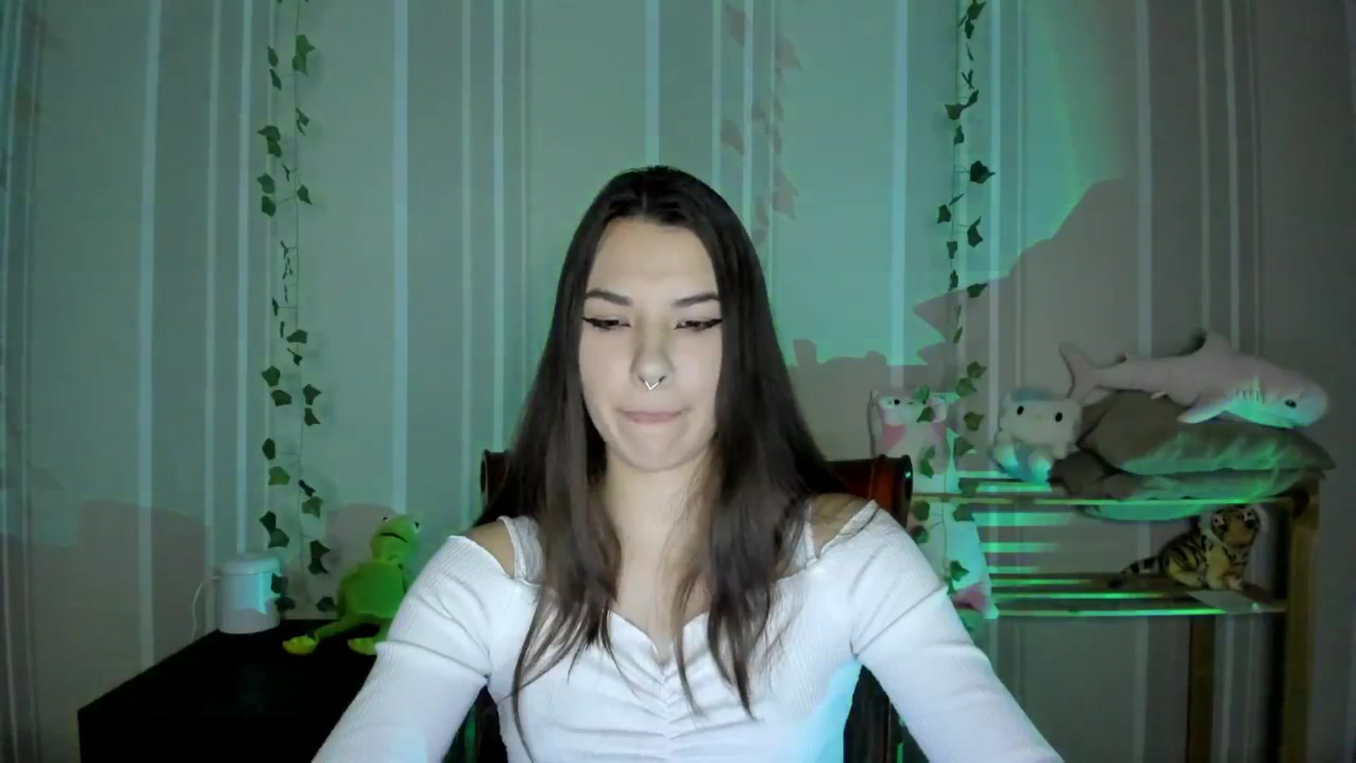 Gallery image thumbnail from AmnesiaGirl1's myfreecams stream on, 10/20/2024, 22:59 image 6 of 20