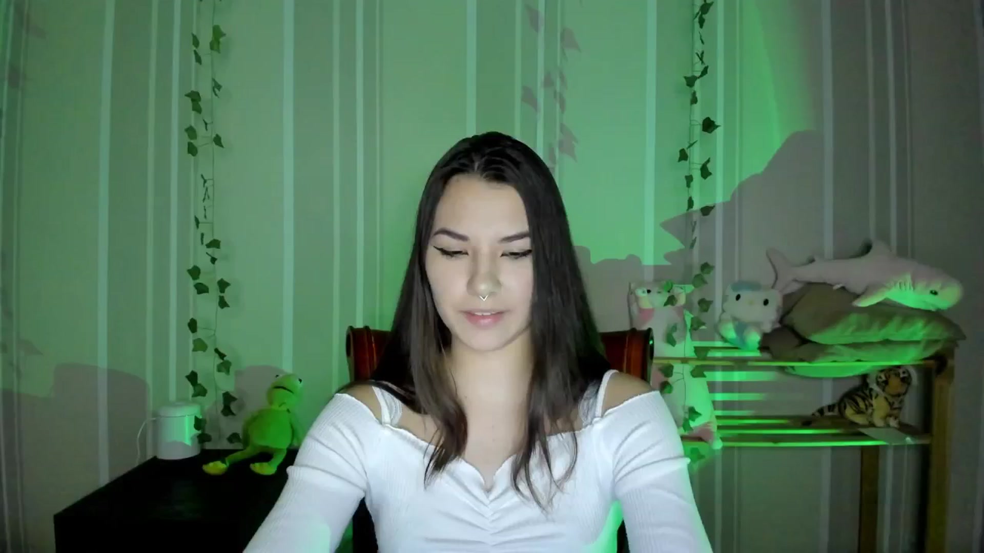 Gallery image thumbnail from AmnesiaGirl1's myfreecams stream on, 10/21/2024, 24:01 image 4 of 20