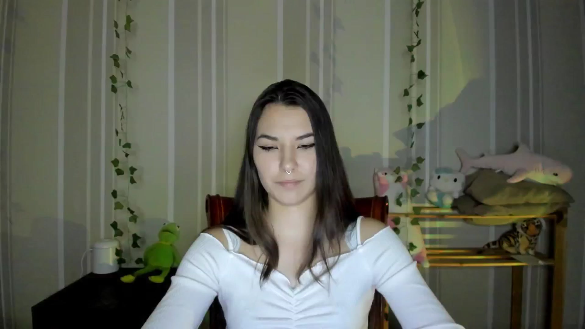 Gallery image thumbnail from AmnesiaGirl1's myfreecams stream on, 10/21/2024, 24:01 image 2 of 20