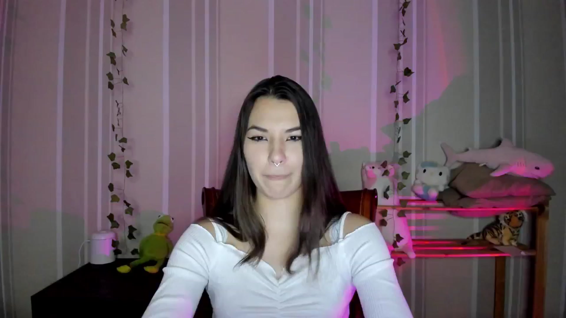 Gallery image thumbnail from AmnesiaGirl1's myfreecams stream on, 10/21/2024, 24:01 image 16 of 20