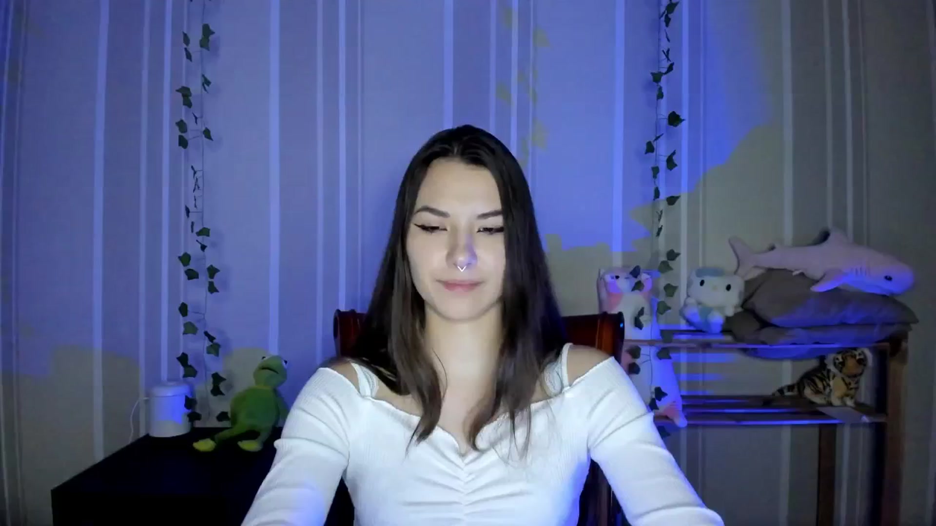 Gallery image thumbnail from AmnesiaGirl1's myfreecams stream on, 10/21/2024, 24:01 image 15 of 20