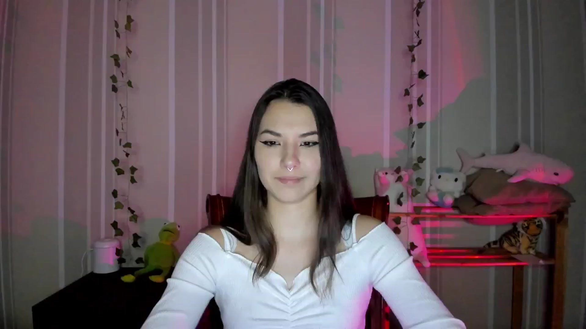 Gallery image thumbnail from AmnesiaGirl1's myfreecams stream on, 10/21/2024, 24:01 image 8 of 20