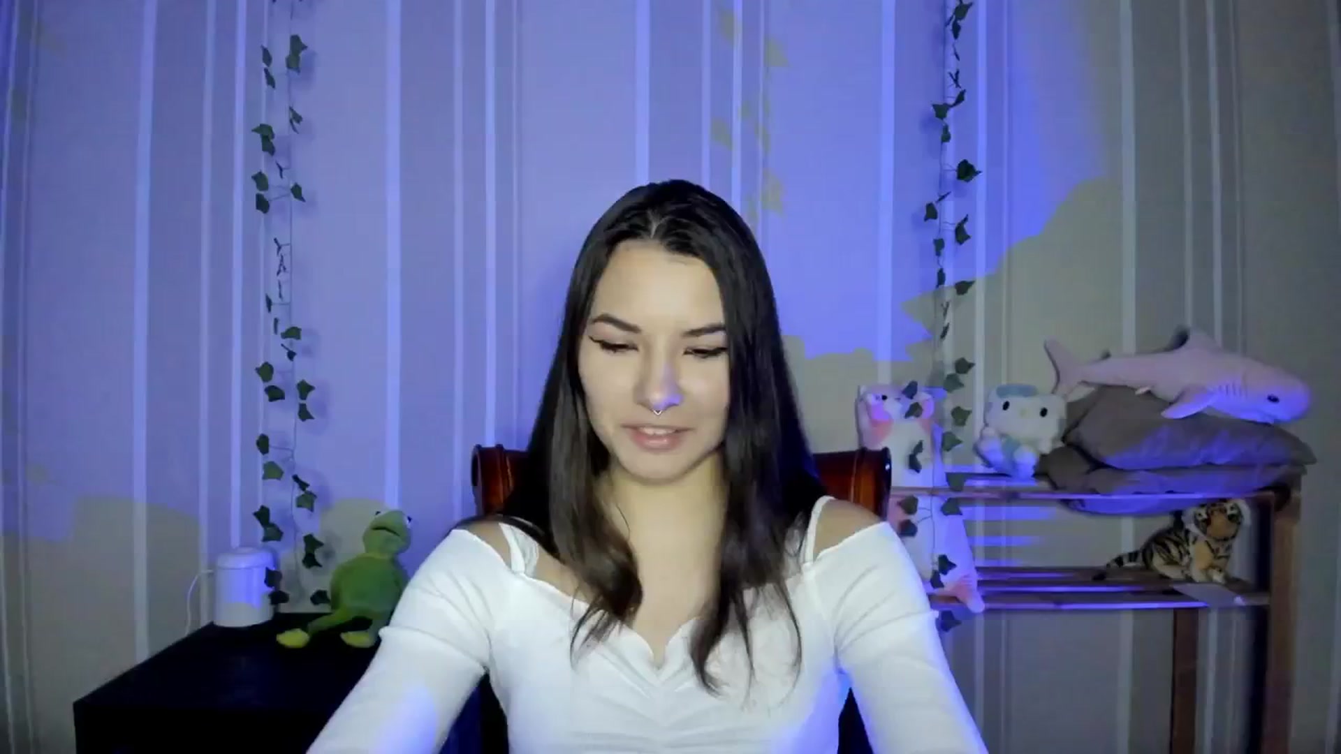 Gallery image thumbnail from AmnesiaGirl1's myfreecams stream on, 10/21/2024, 24:01 image 7 of 20