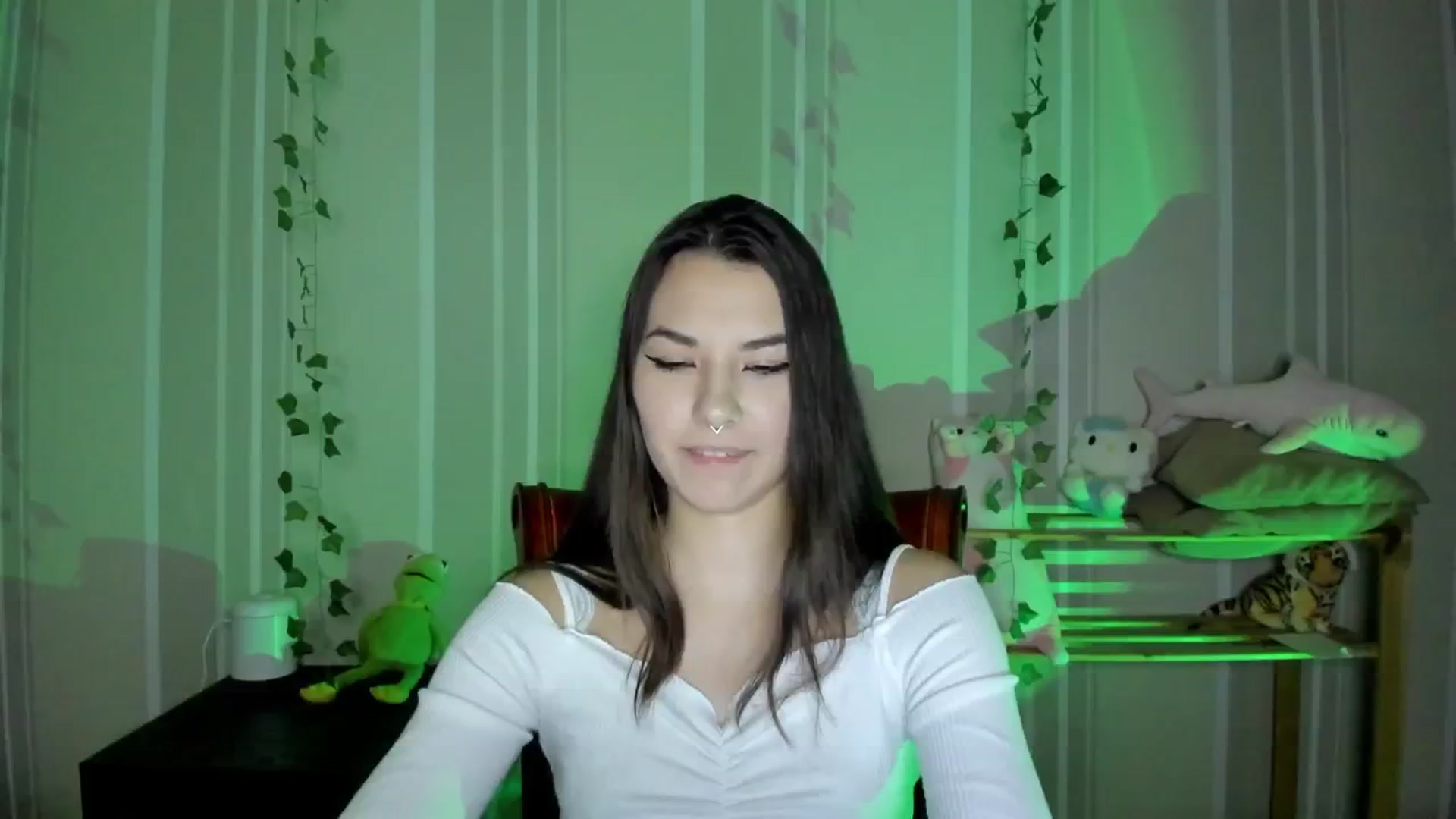 Gallery image thumbnail from AmnesiaGirl1's myfreecams stream on, 10/21/2024, 24:01 image 3 of 20