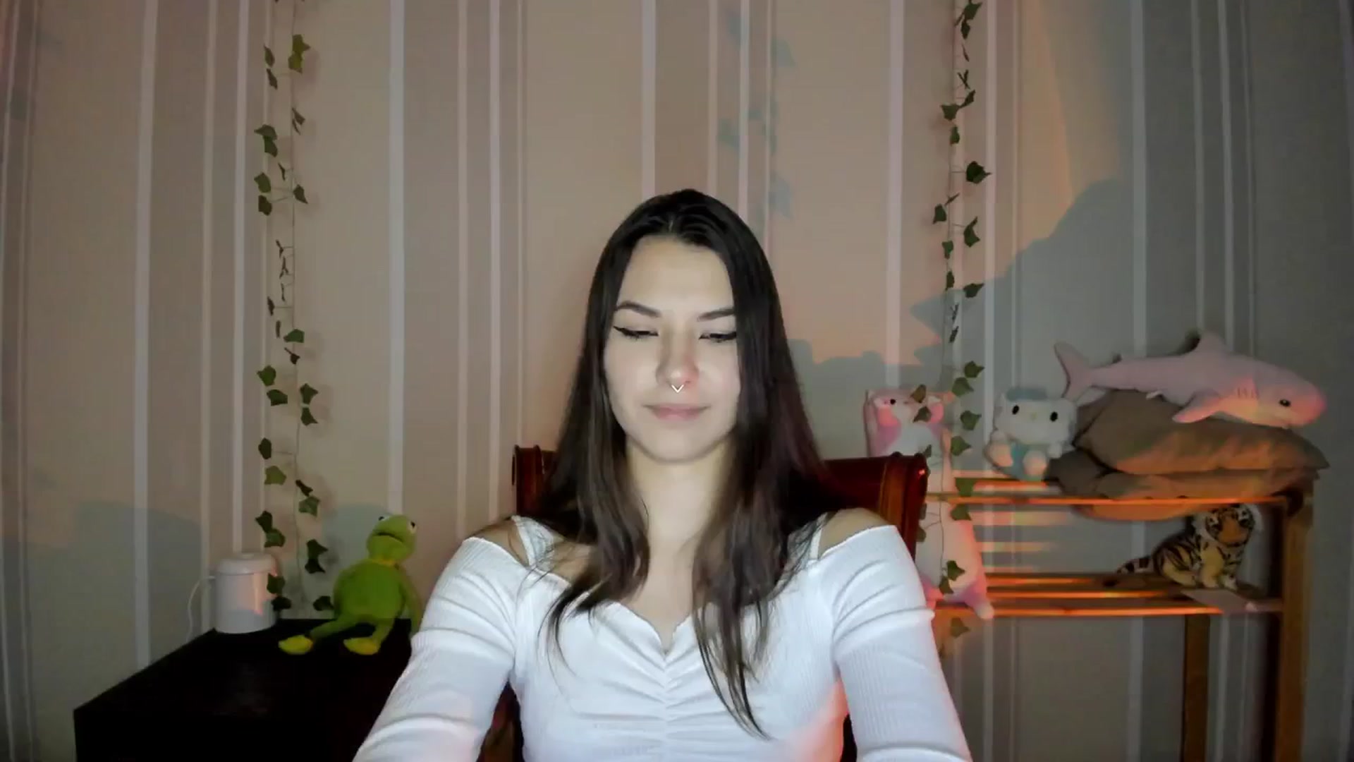 Gallery image thumbnail from AmnesiaGirl1's myfreecams stream on, 10/21/2024, 24:01 image 18 of 20