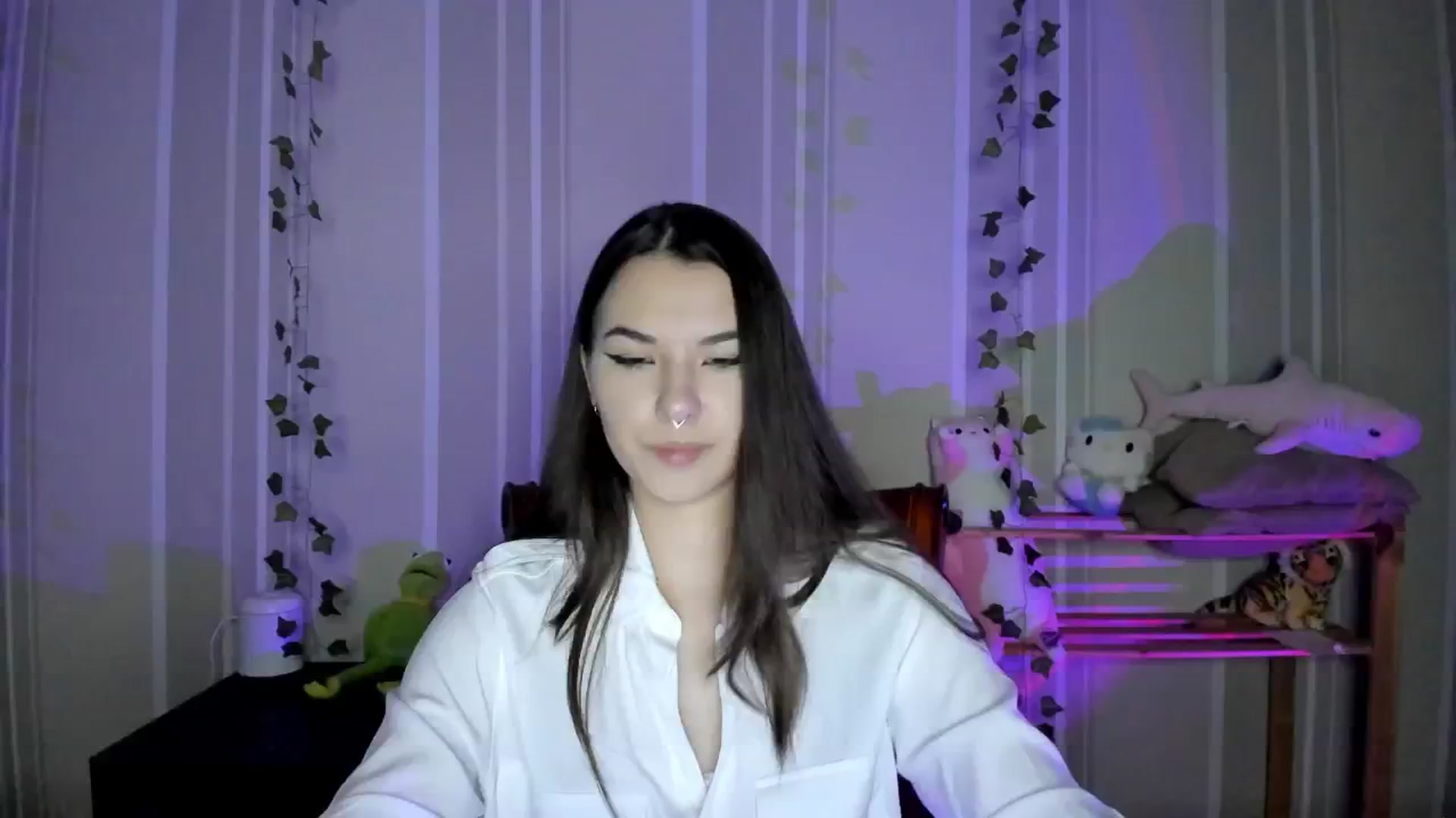 Gallery image thumbnail from AmnesiaGirl1's myfreecams stream on, 10/21/2024, 23:00 image 9 of 20