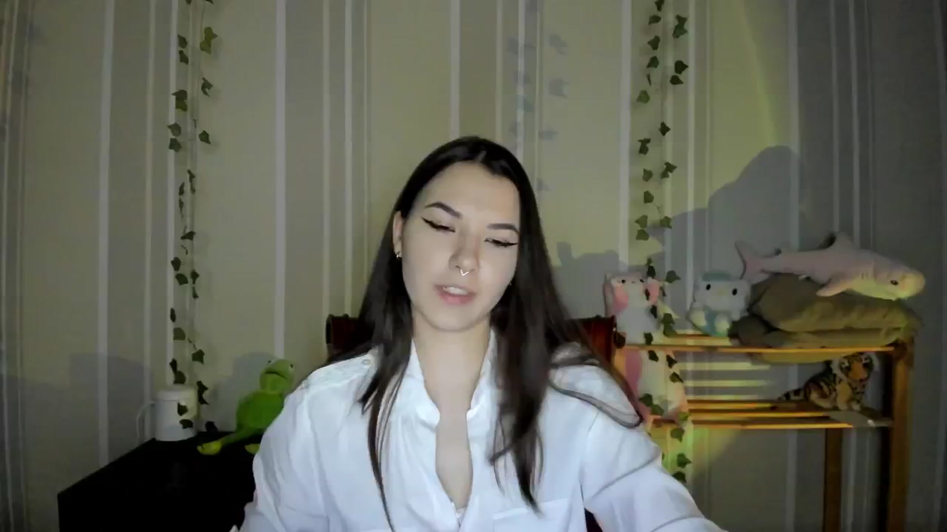 Gallery image thumbnail from AmnesiaGirl1's myfreecams stream on, 10/21/2024, 23:00 image 10 of 20
