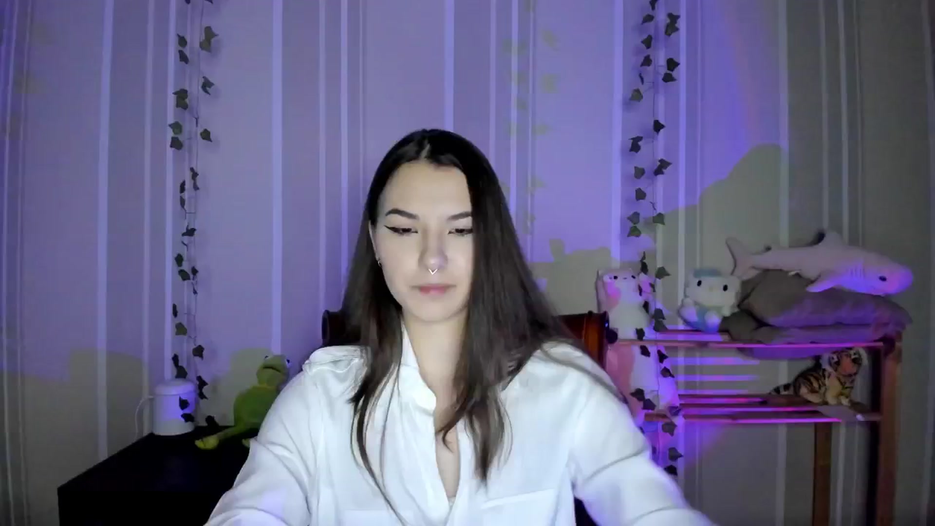 Gallery image thumbnail from AmnesiaGirl1's myfreecams stream on, 10/21/2024, 23:00 image 6 of 20