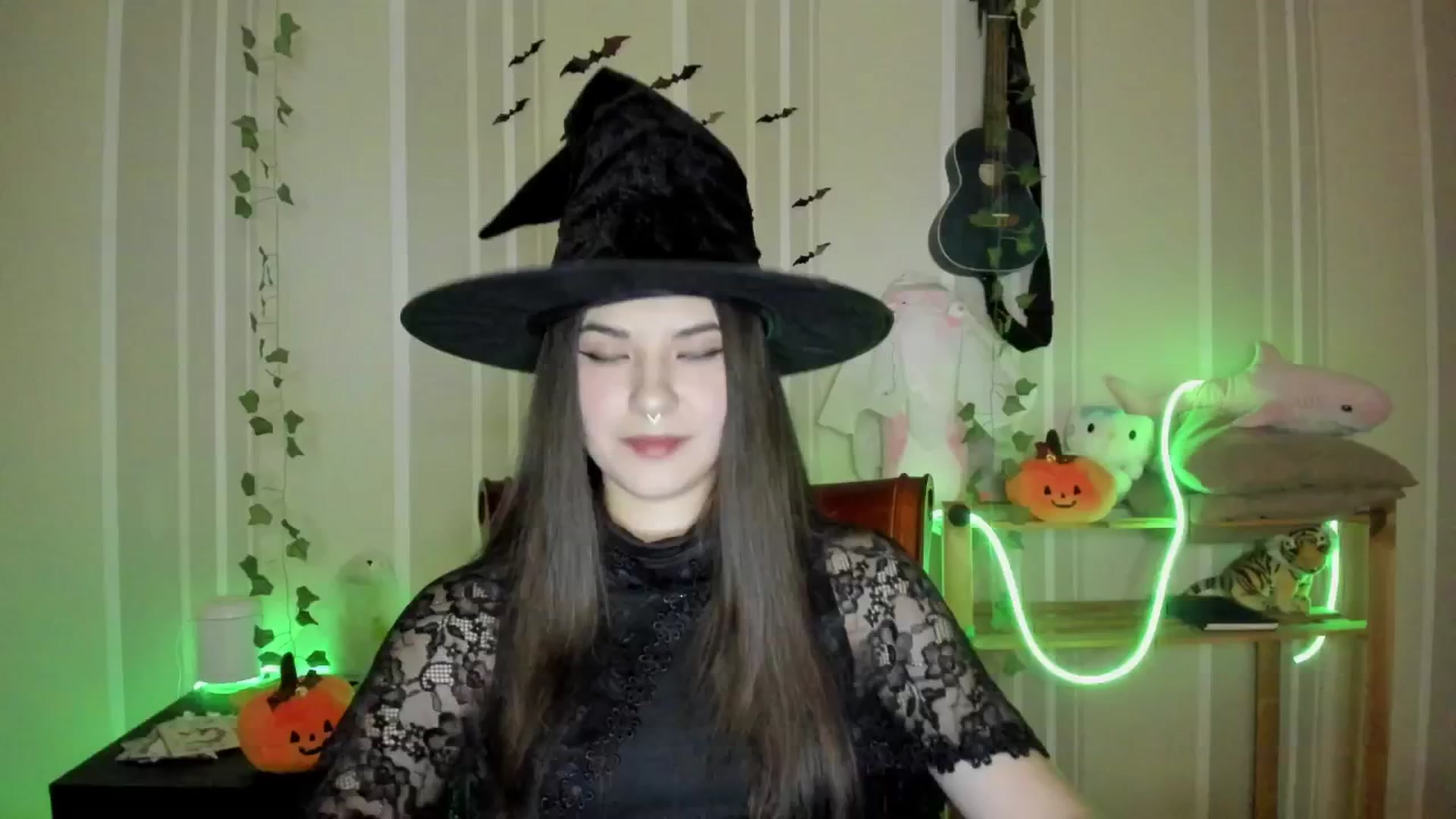 Gallery image thumbnail from AmnesiaGirl1's myfreecams stream on, 11/01/2024, 01:14 image 4 of 20