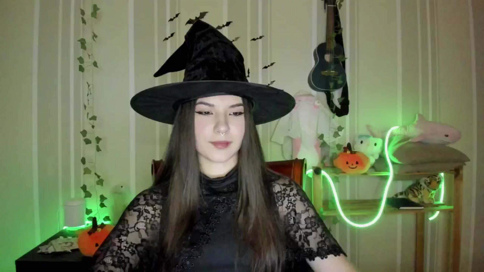 Gallery image thumbnail from AmnesiaGirl1's myfreecams stream on, 11/01/2024, 01:14 image 13 of 20
