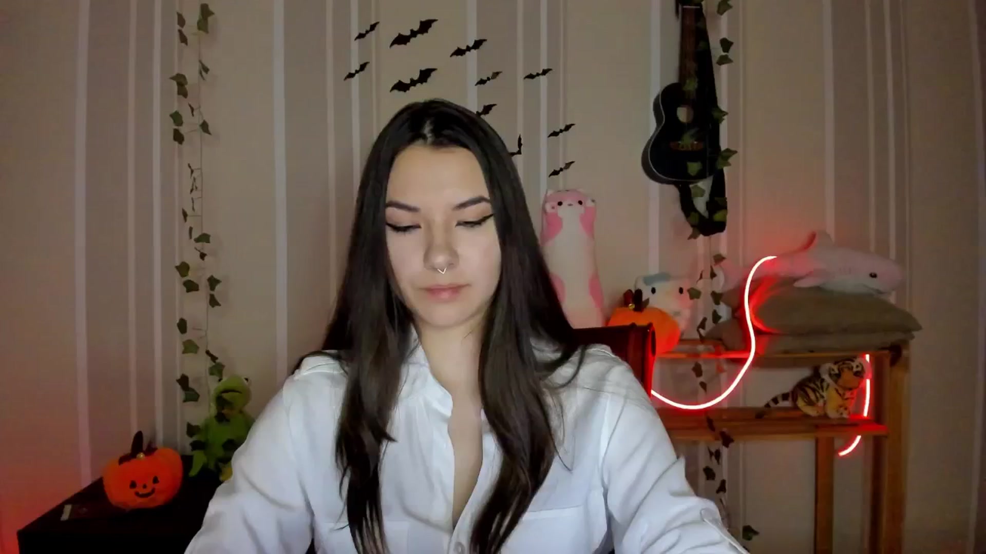 Gallery image thumbnail from AmnesiaGirl1's myfreecams stream on, 11/03/2024, 23:27 image 15 of 20